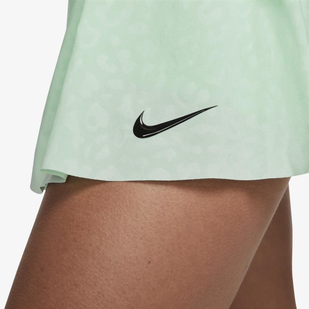 Dri-FIT Embossed Tennis Women's 15" Tennis Skirt