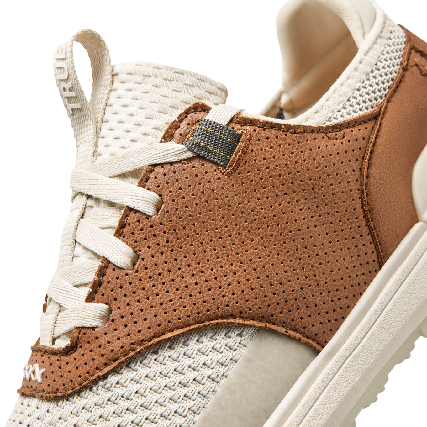 TRUE LUX Hybrid Men's Spikeless Golf Shoes