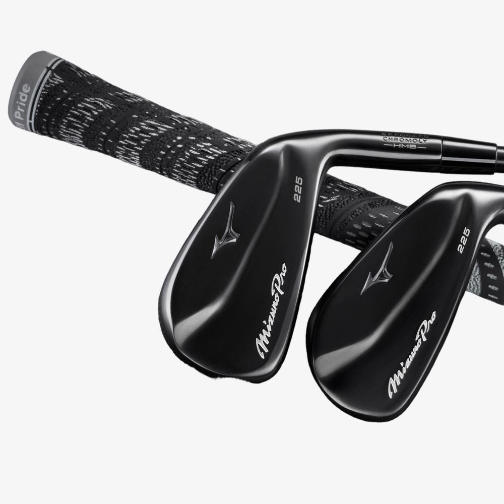 Mizuno Pro 225 Special Edition Black Irons w/ Steel Shafts Mizuno Pro 225 Special Edition Black Irons w/ Steel Shafts
