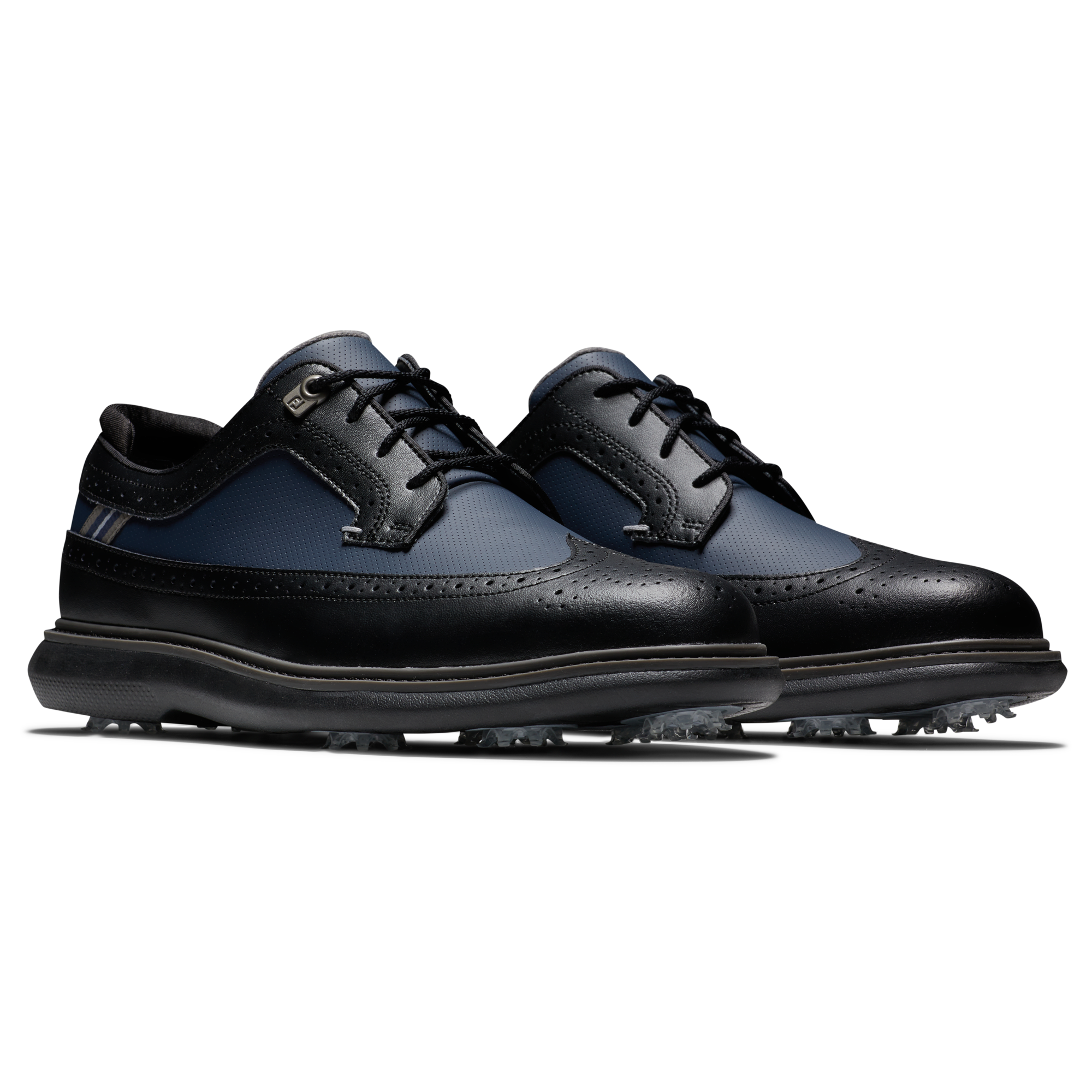 Traditions Wing Tip Men's Golf Shoe