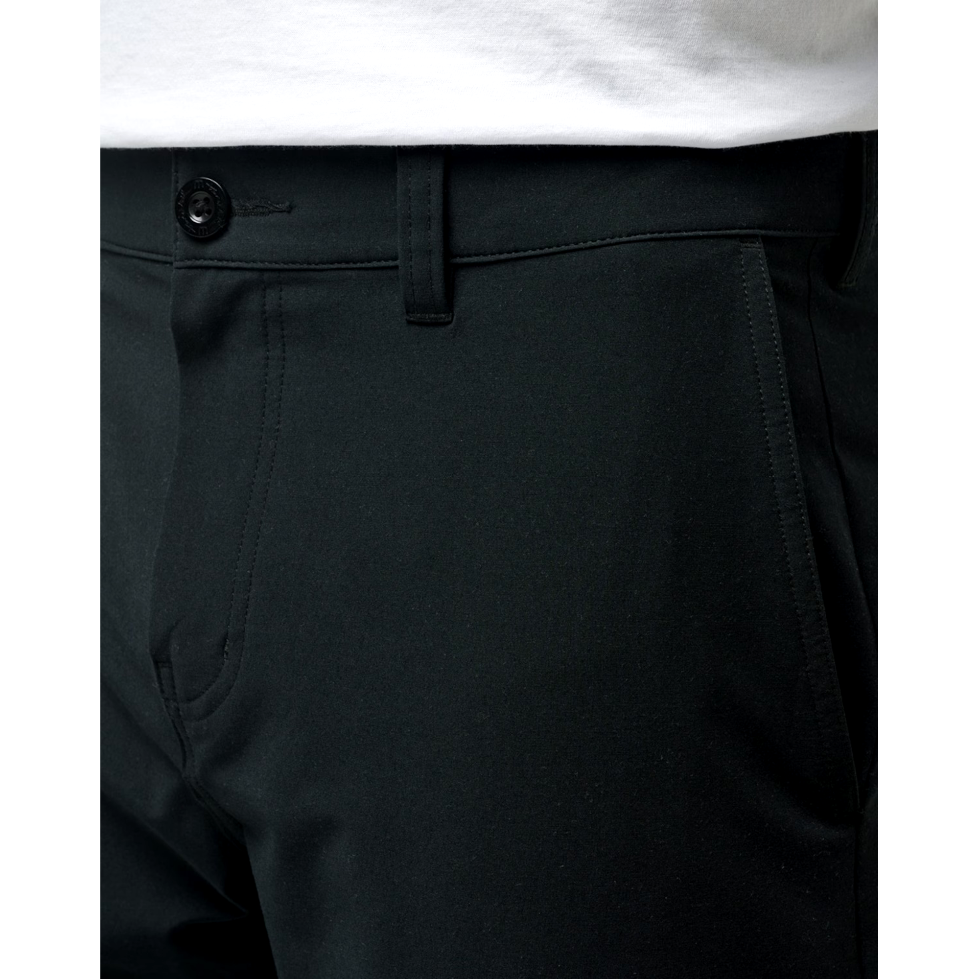 Tech Chino Men's 8" Golf Shorts