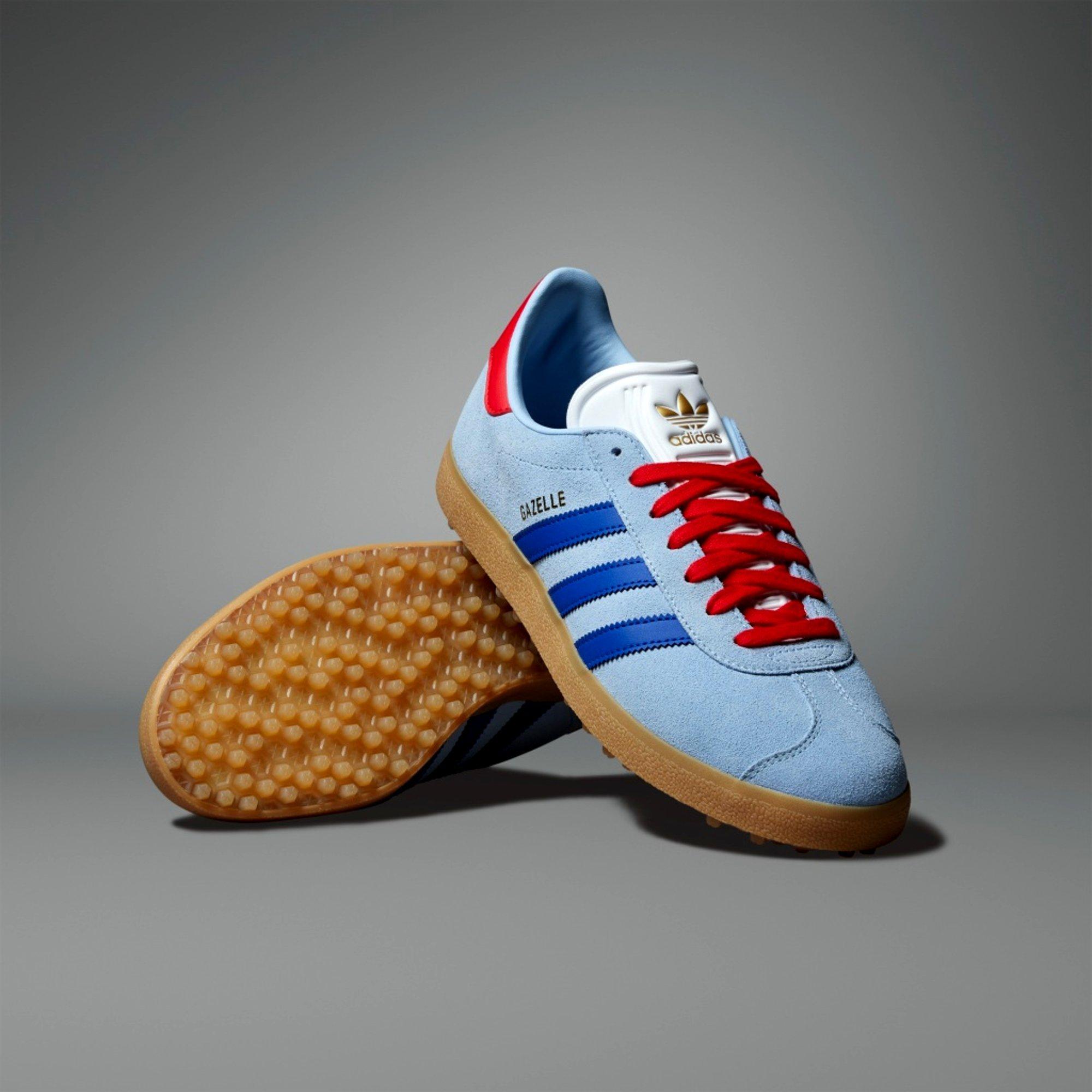 Gazelle Spikeless Golf Shoes