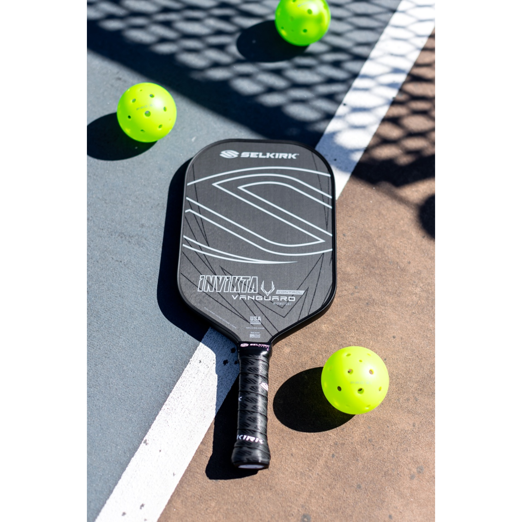 VANGUARD Control- S2 Raw Carbon Pickleball Paddle
