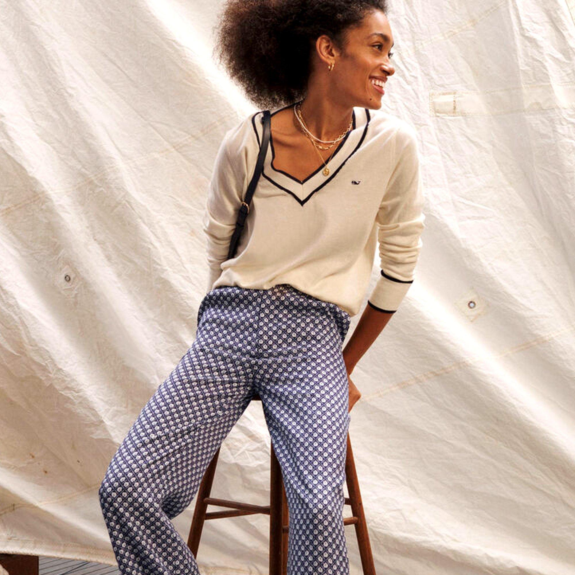 Women's Cashmere Heritage V-Neck Sweater