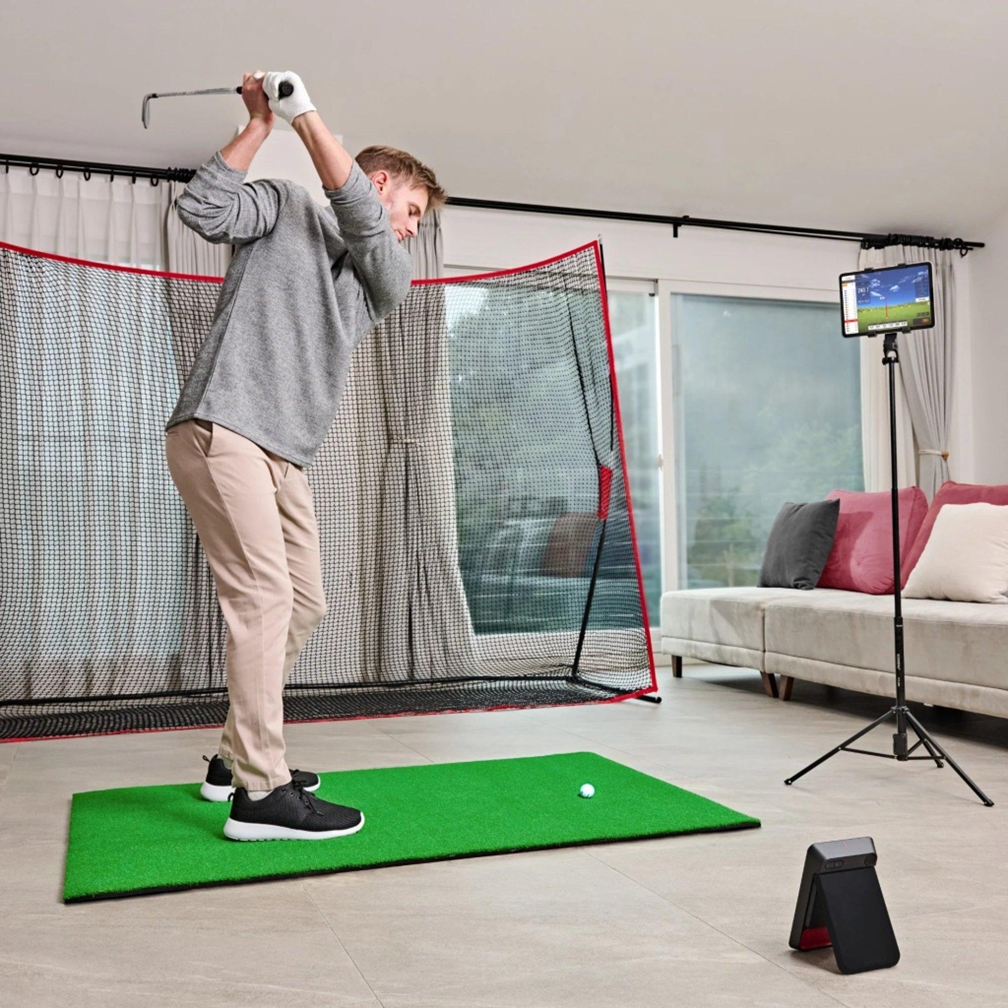 SC4 PRO Launch Monitor & 3D Driving Range Simulator