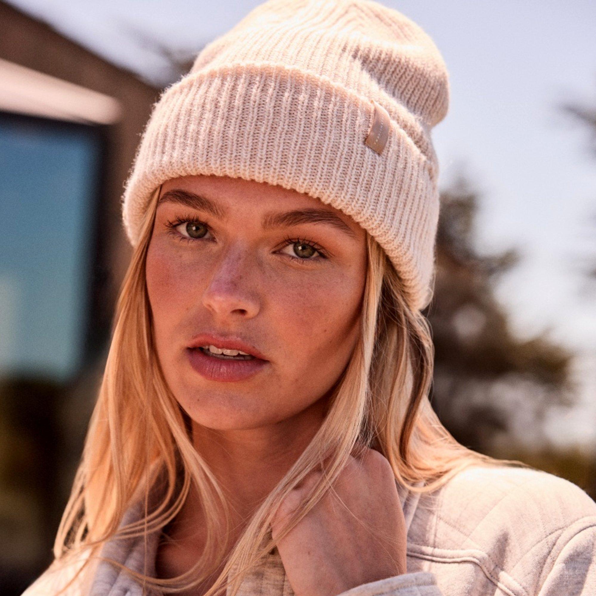 Meadow Women's Golf Beanie
