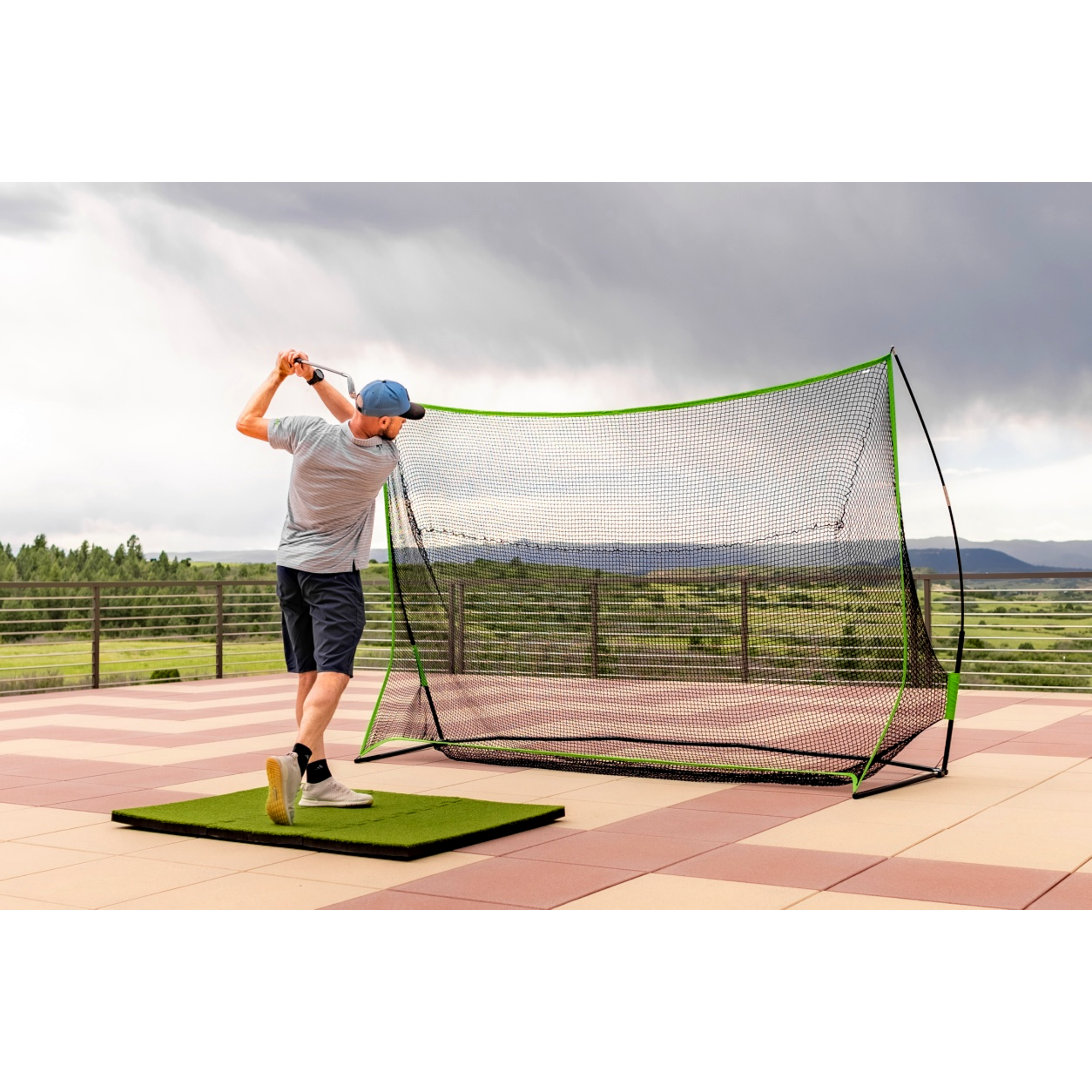 SkyTrak+ Launch Monitor With Return Net Aid And 3-Piece Interlocking Mat