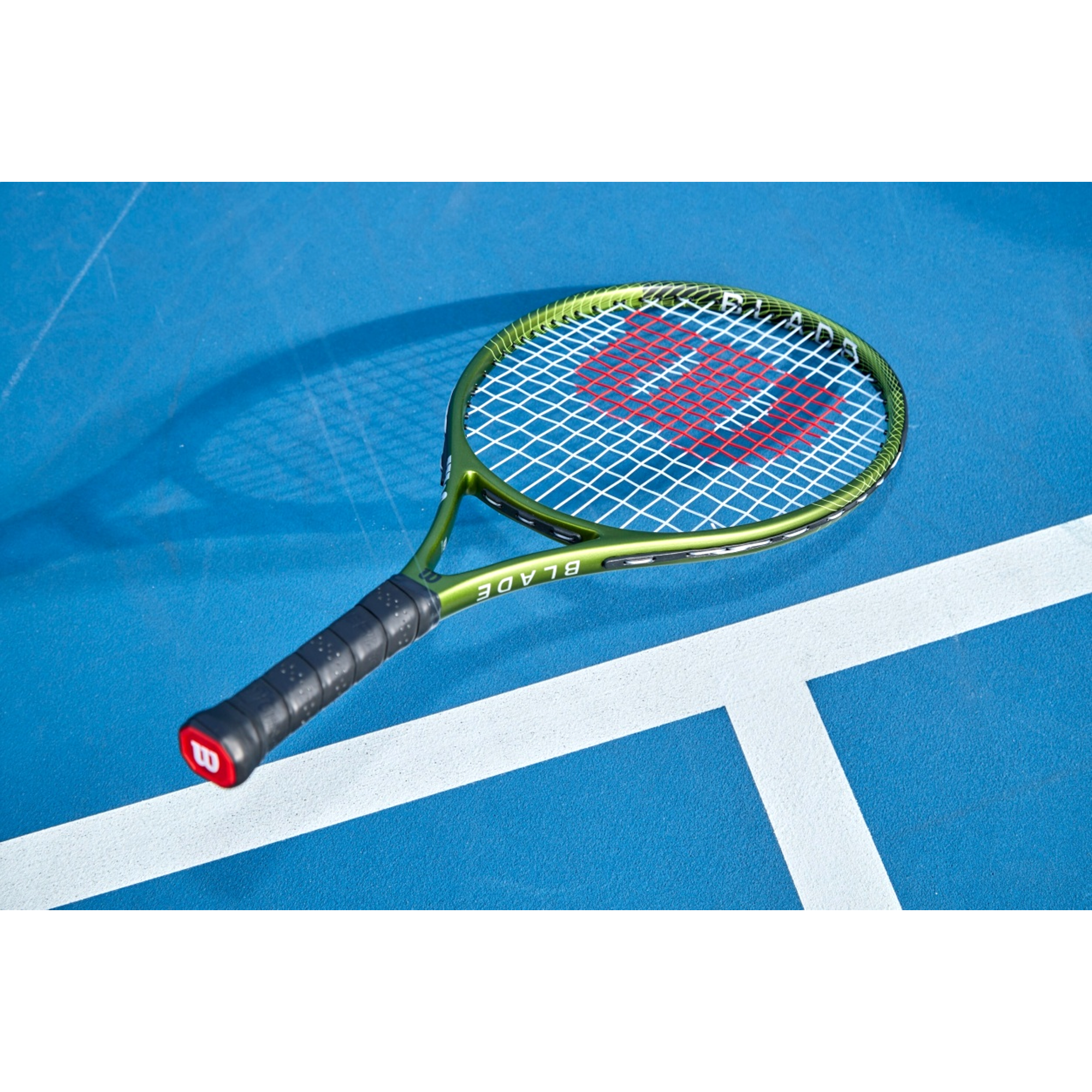 Blade Feel Comp Jr 26 Tennis Racquet