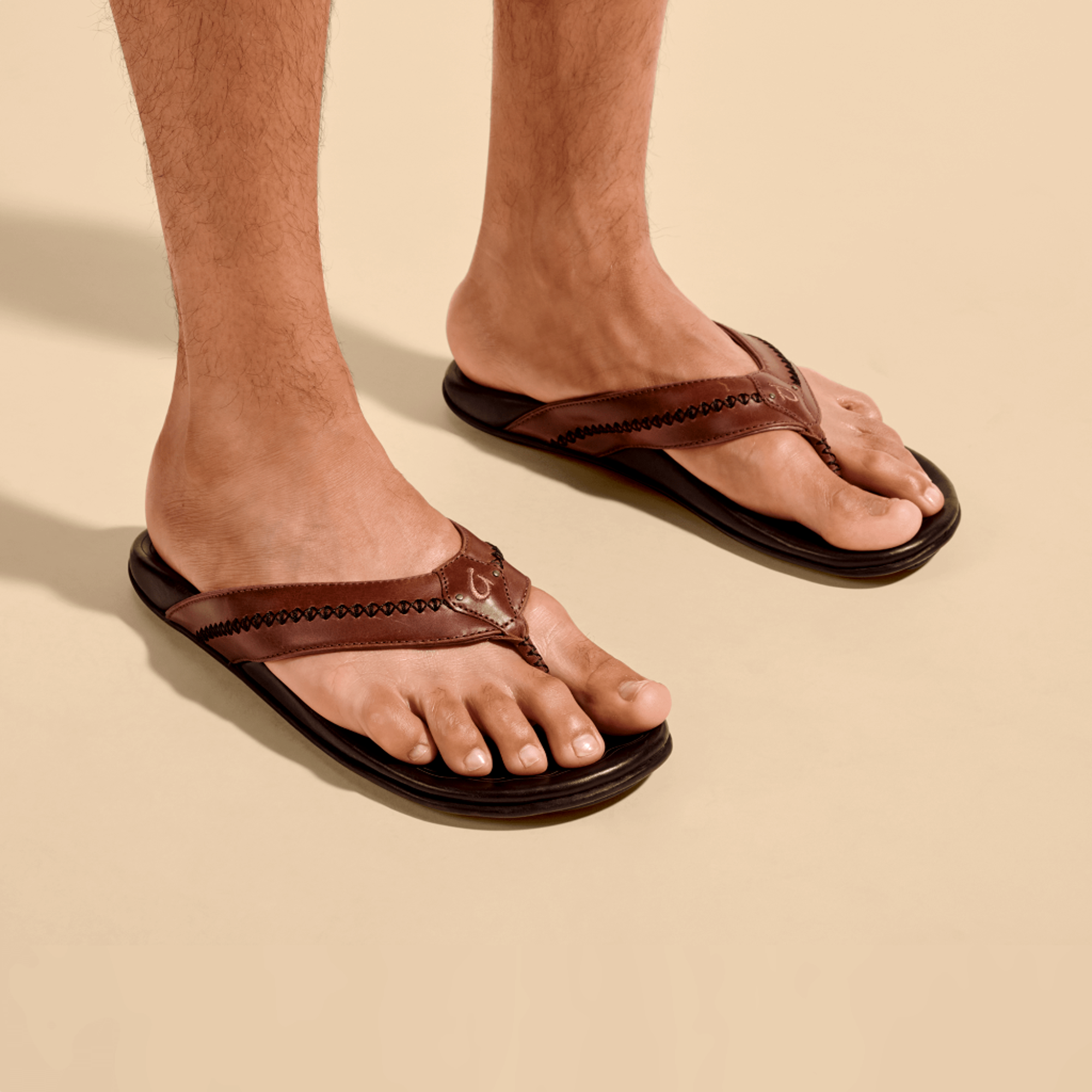 Mea Ola Men&rsquo;s Leather Beach Sandals