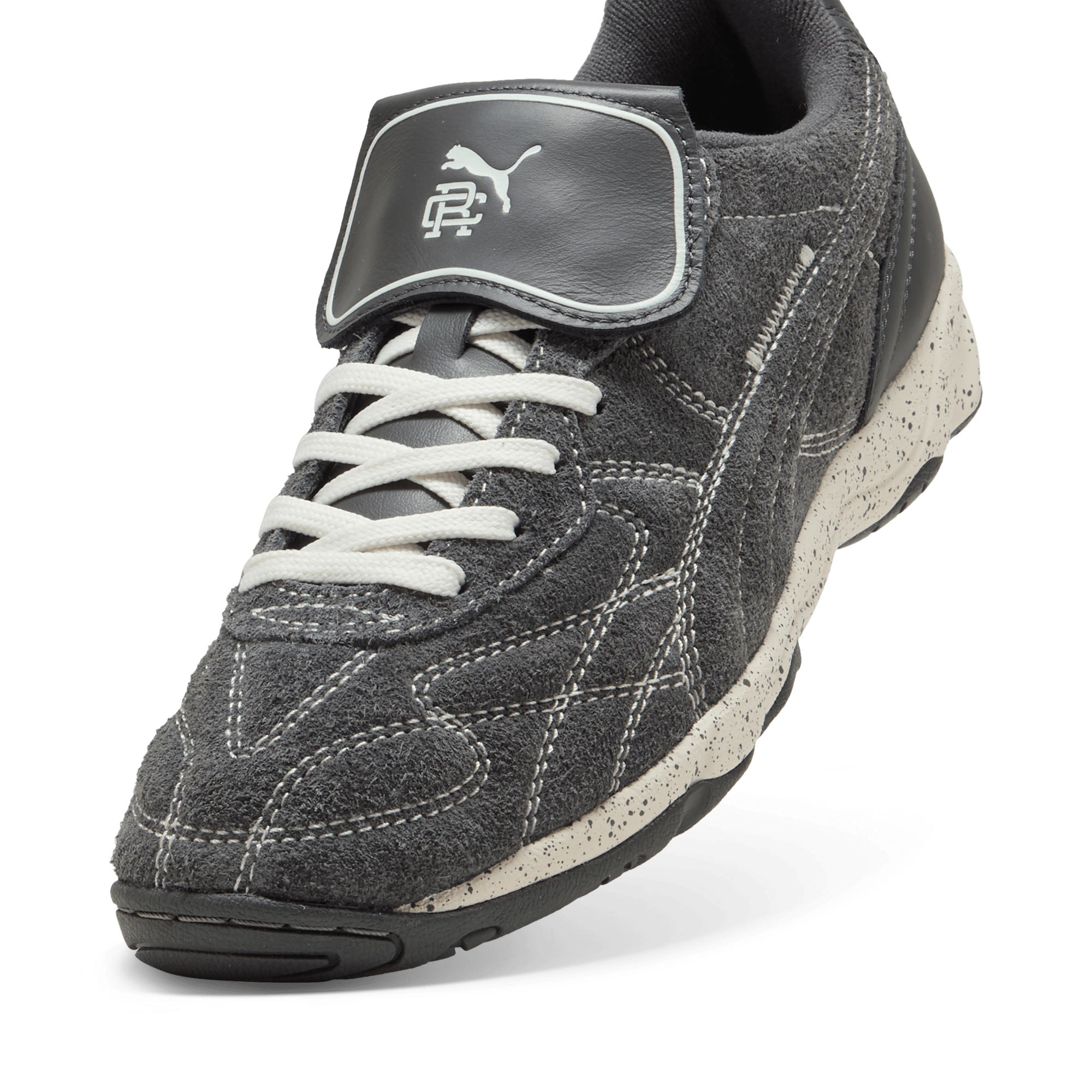 PUMA X Reigning Champ King Indoor Men's Spikeless Golf Shoes