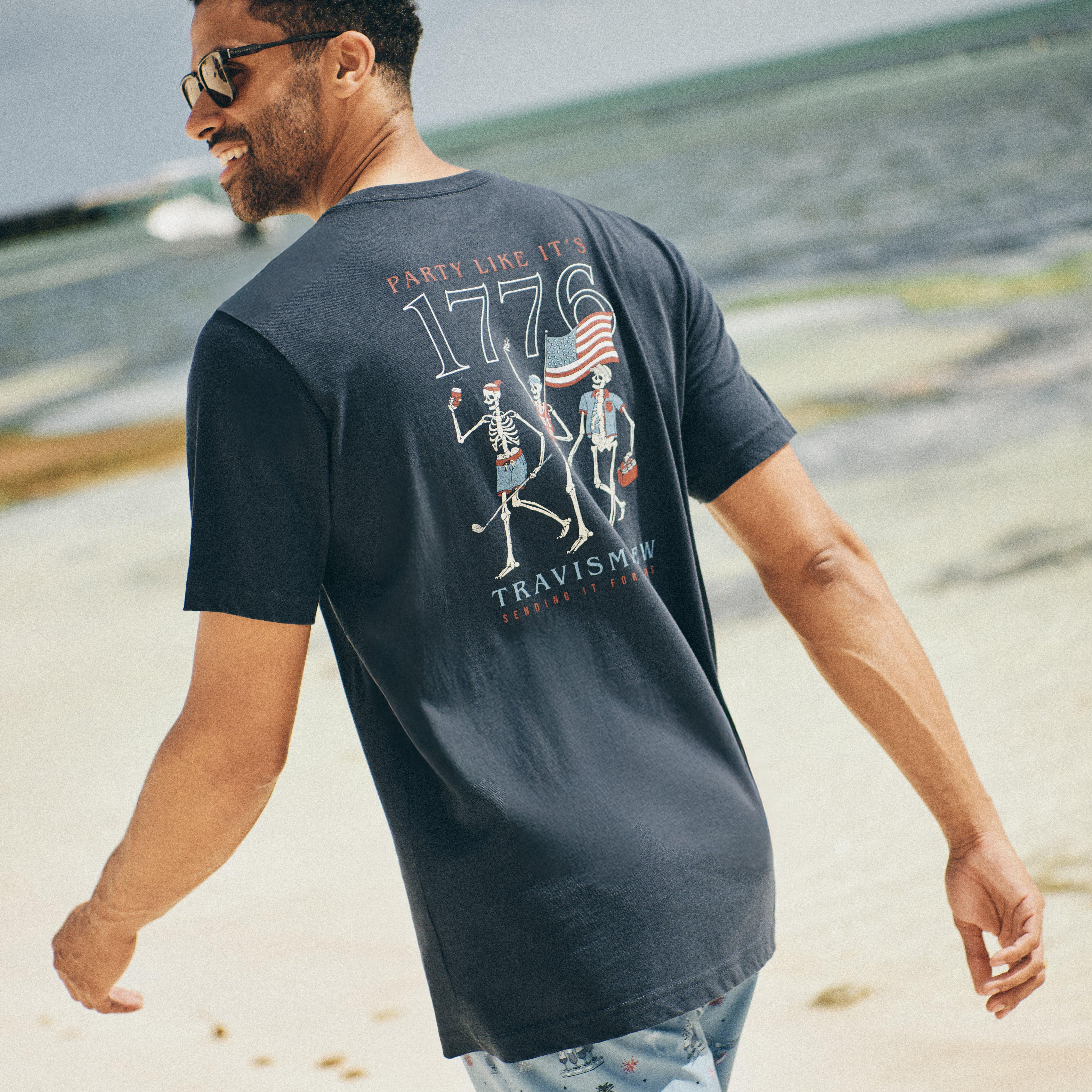 Summer Salute Men's Golf T-Shirt | PGA TOUR Superstore