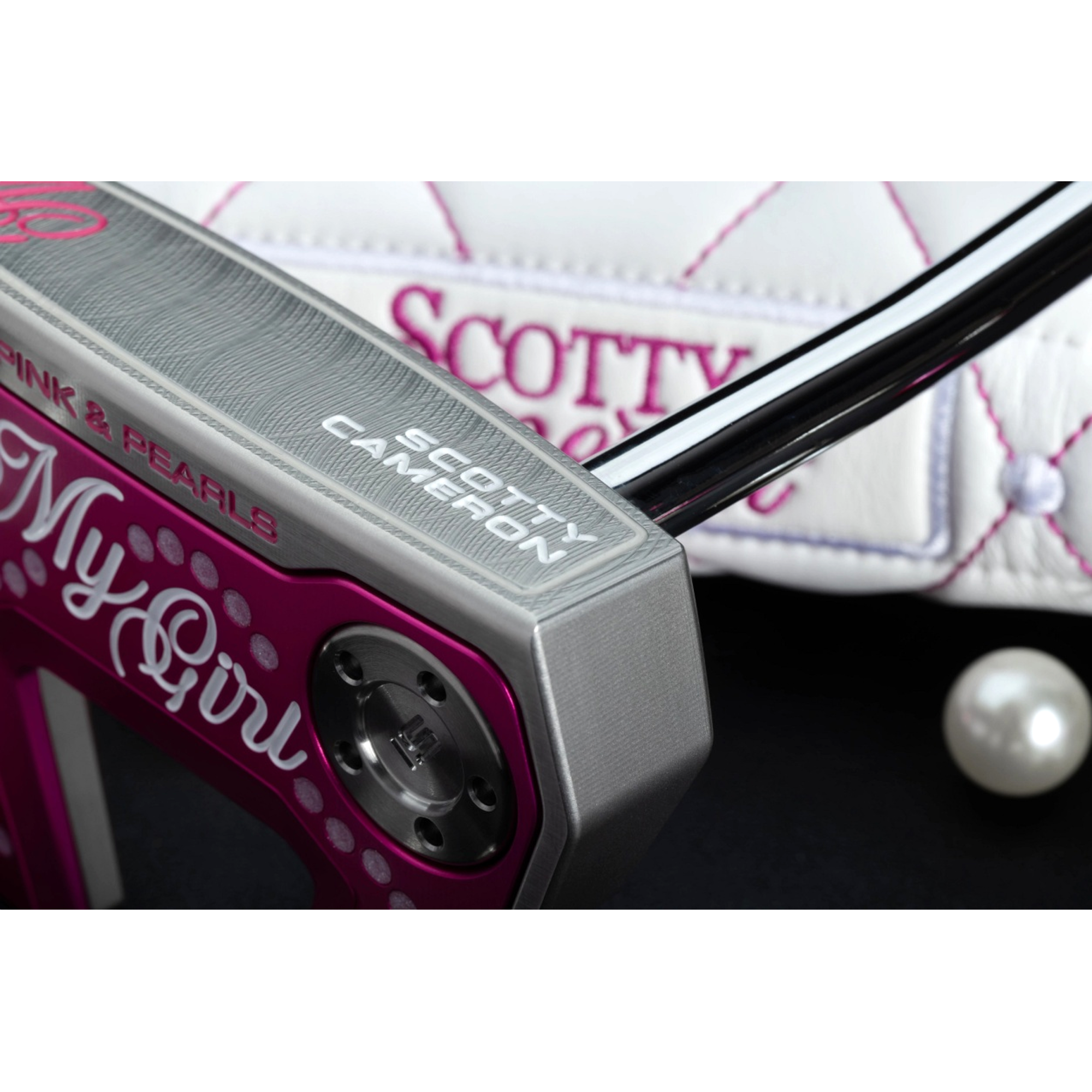 Scotty Cameron 2025 My Girl Limited Pink & Pearls Putter