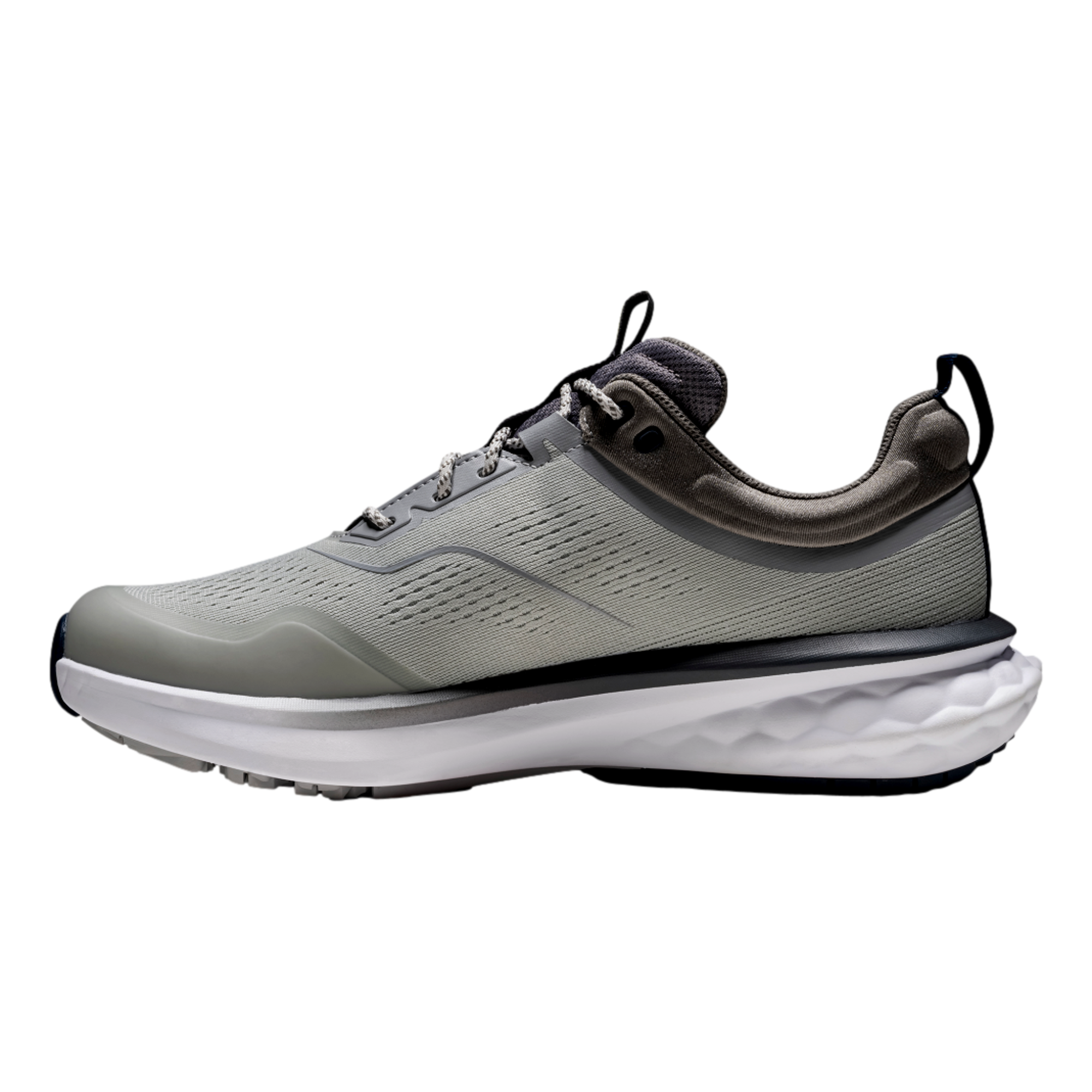 2026 Quantum Men's Spikeless Golf Shoes