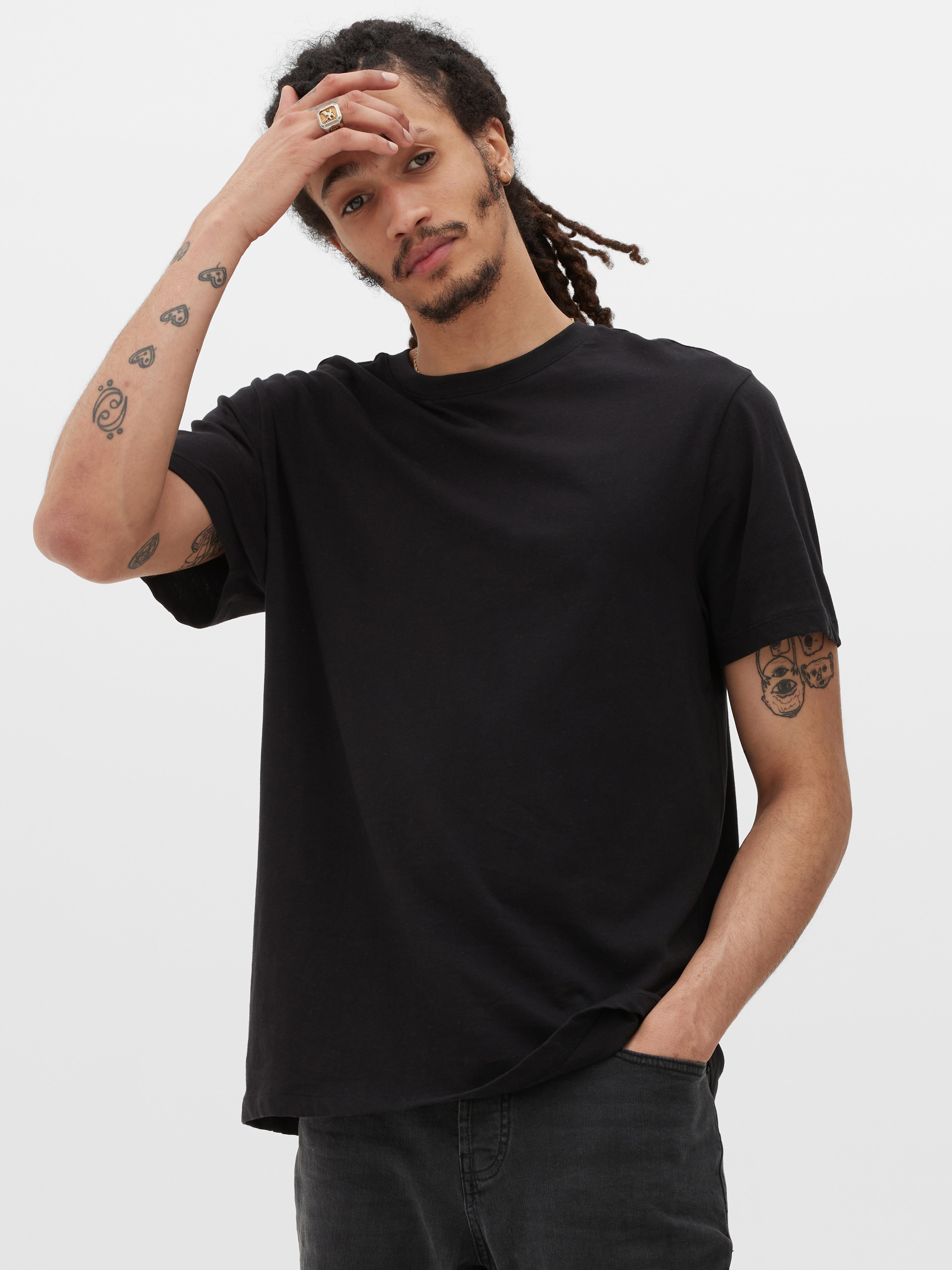 Round neck hotsell tshirt for men