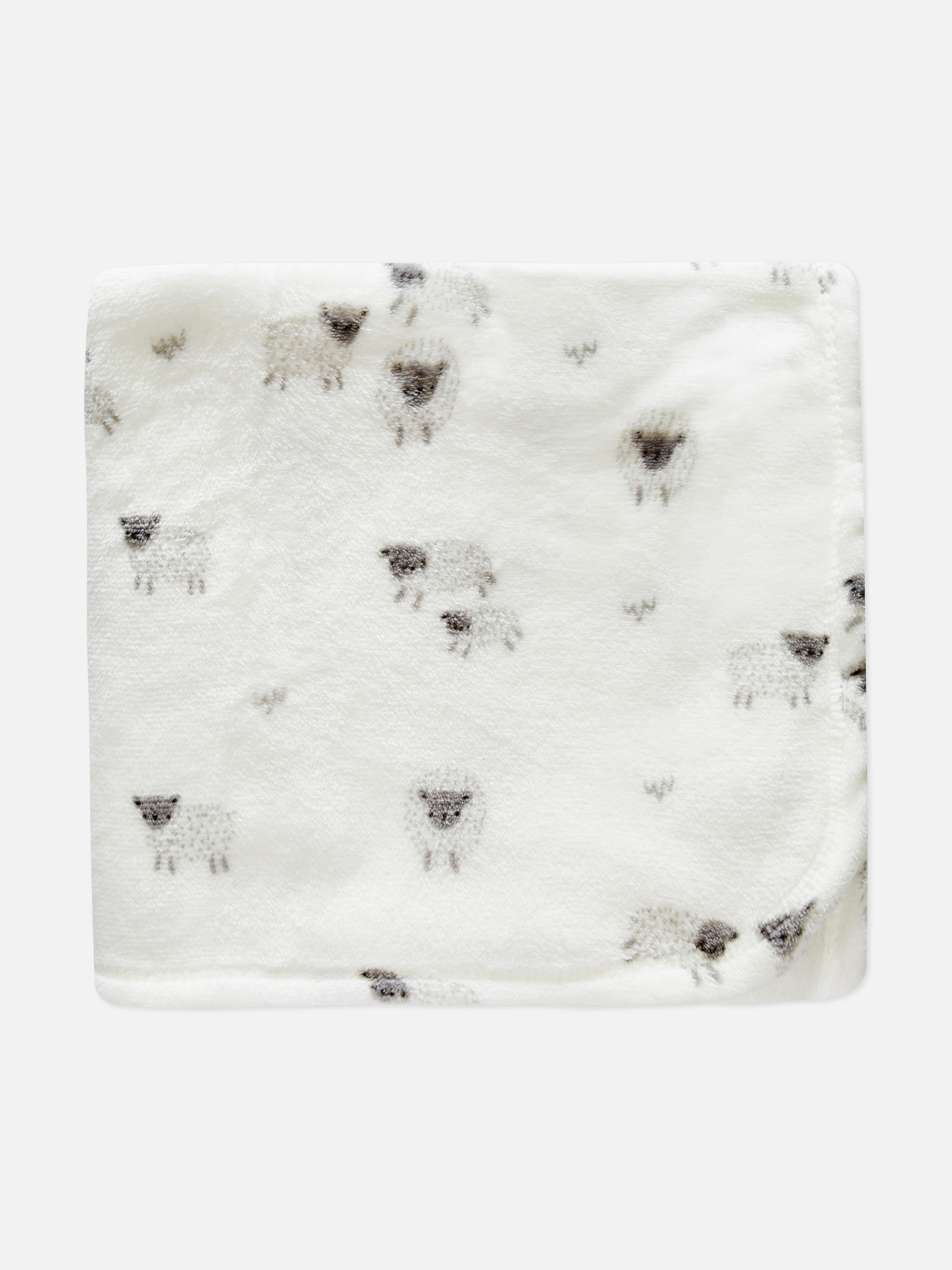 Fluffy Sheep Pattern Blanket