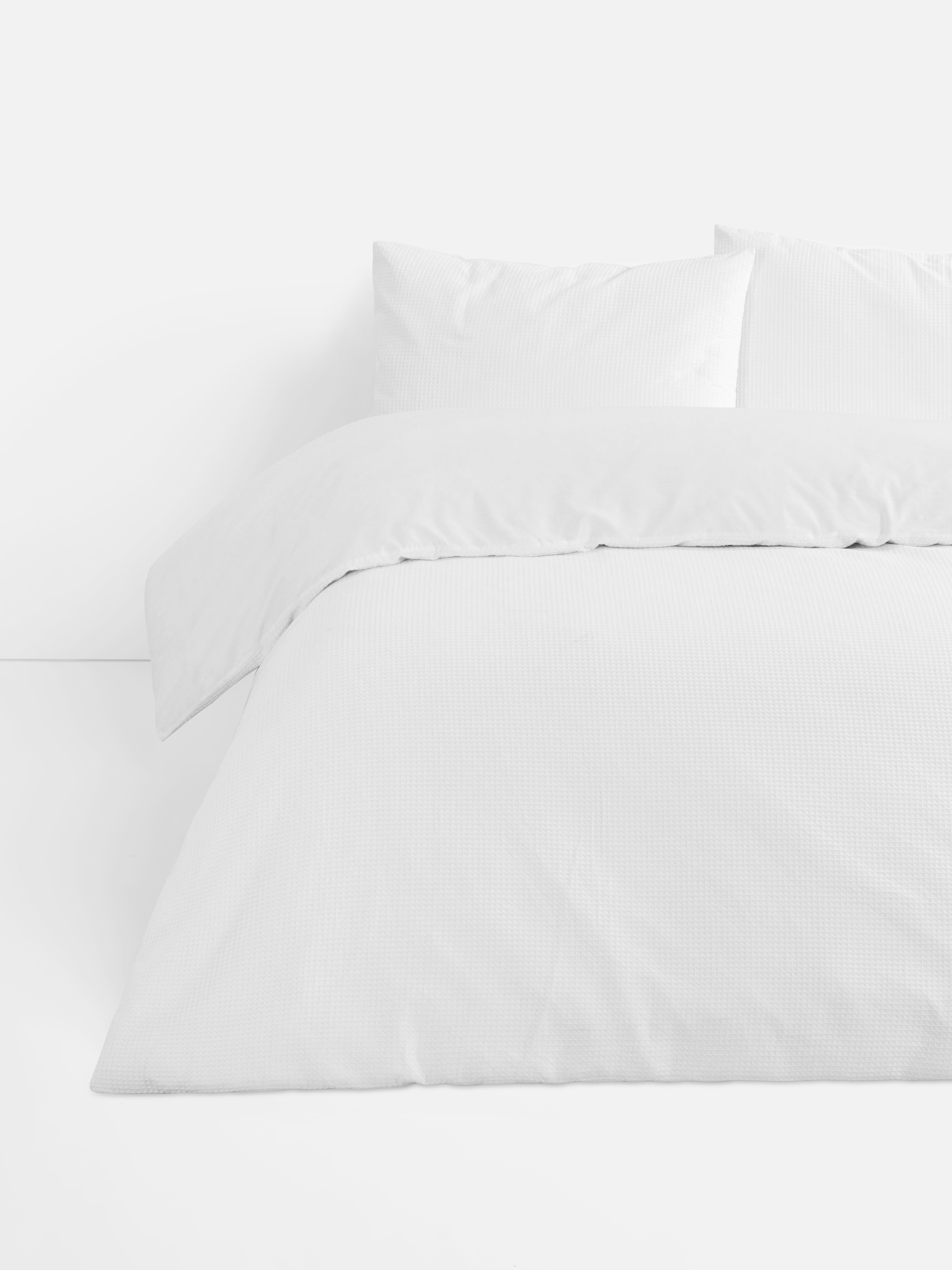 Parure de lit double avec housse de couette gaufrée, blanche et ultra-douce