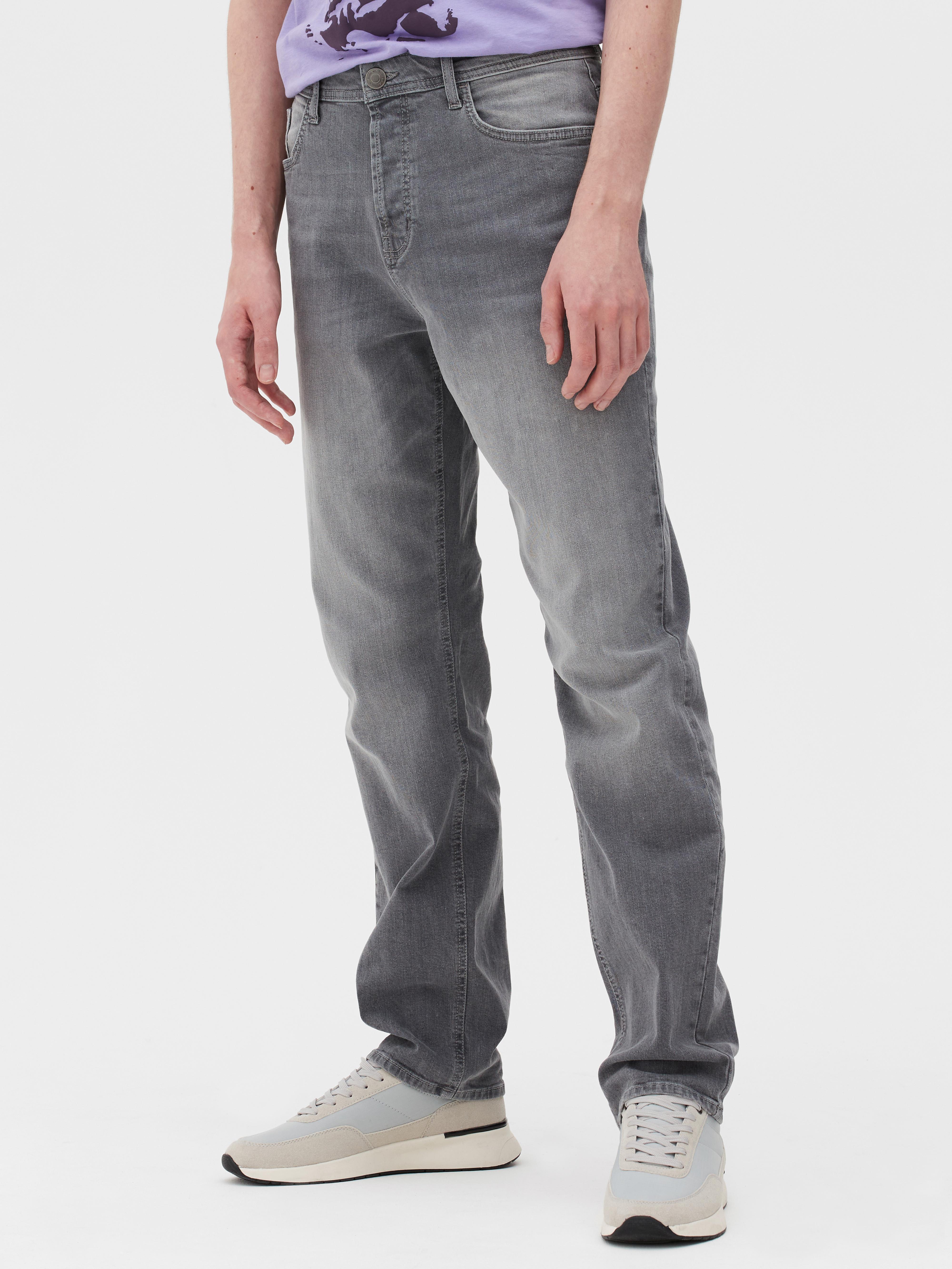 Relaxed Straight Leg Jeans