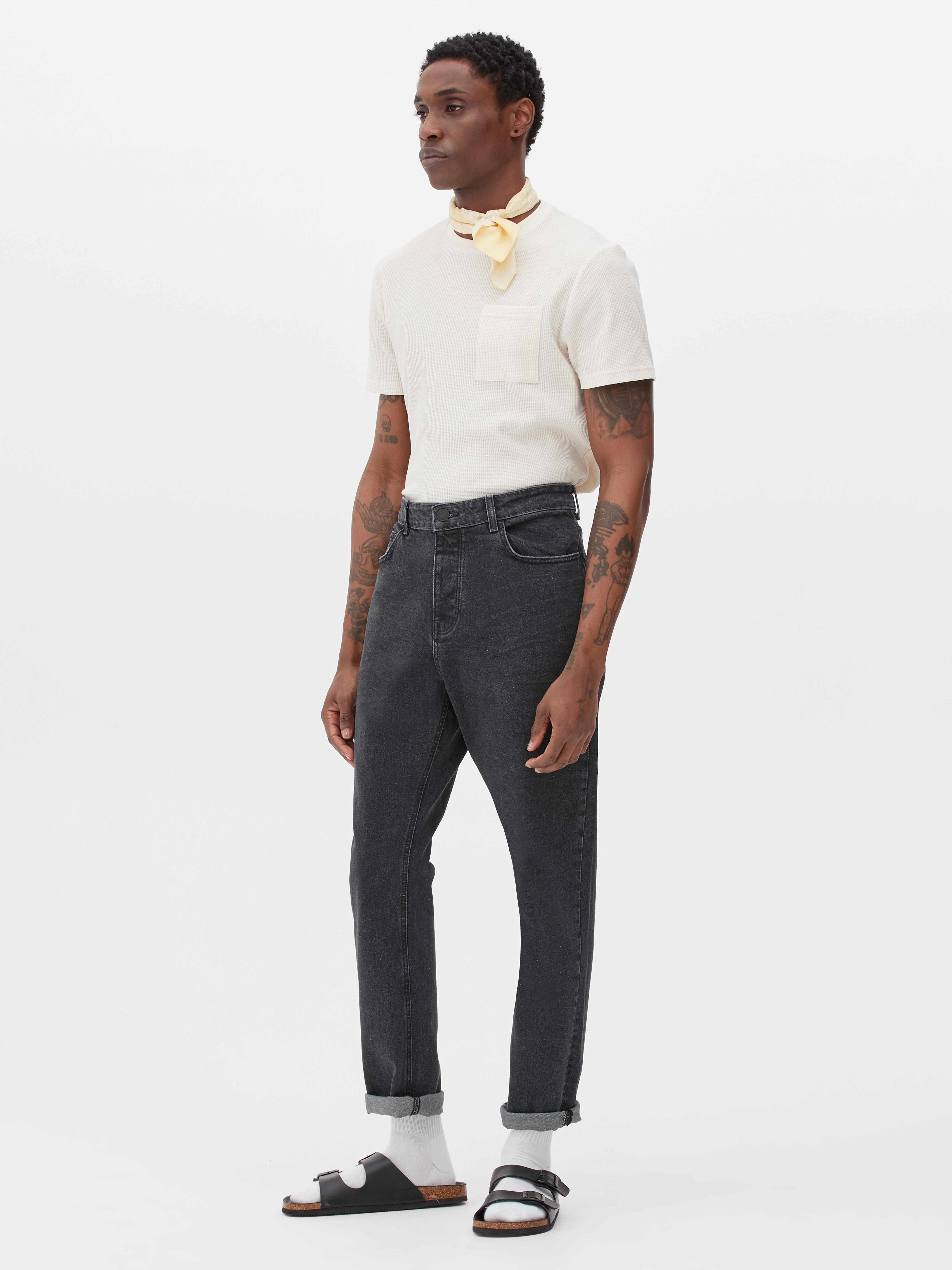 Relaxed Tapered Jeans