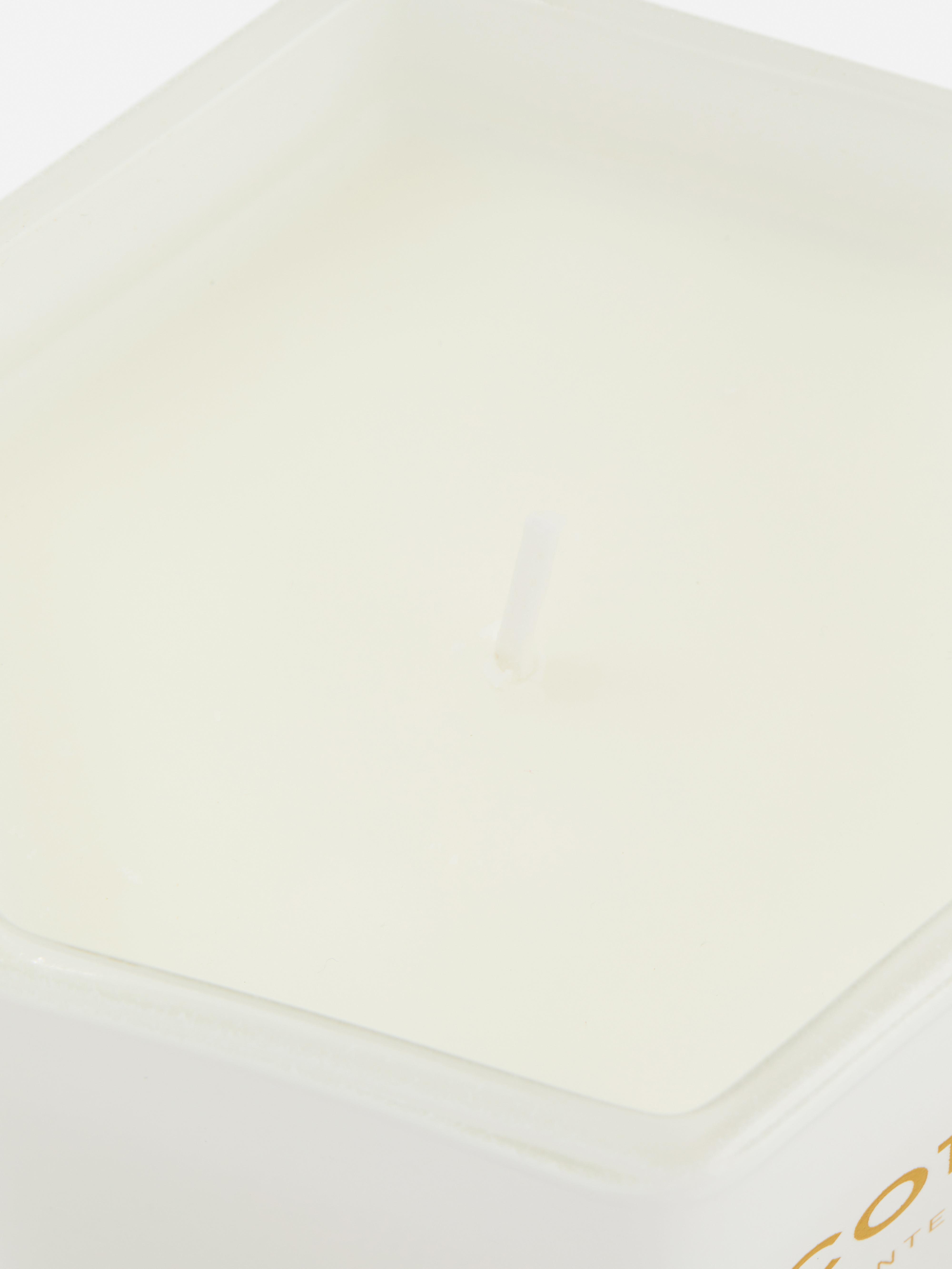 Linen Scented Hexagonal Candle