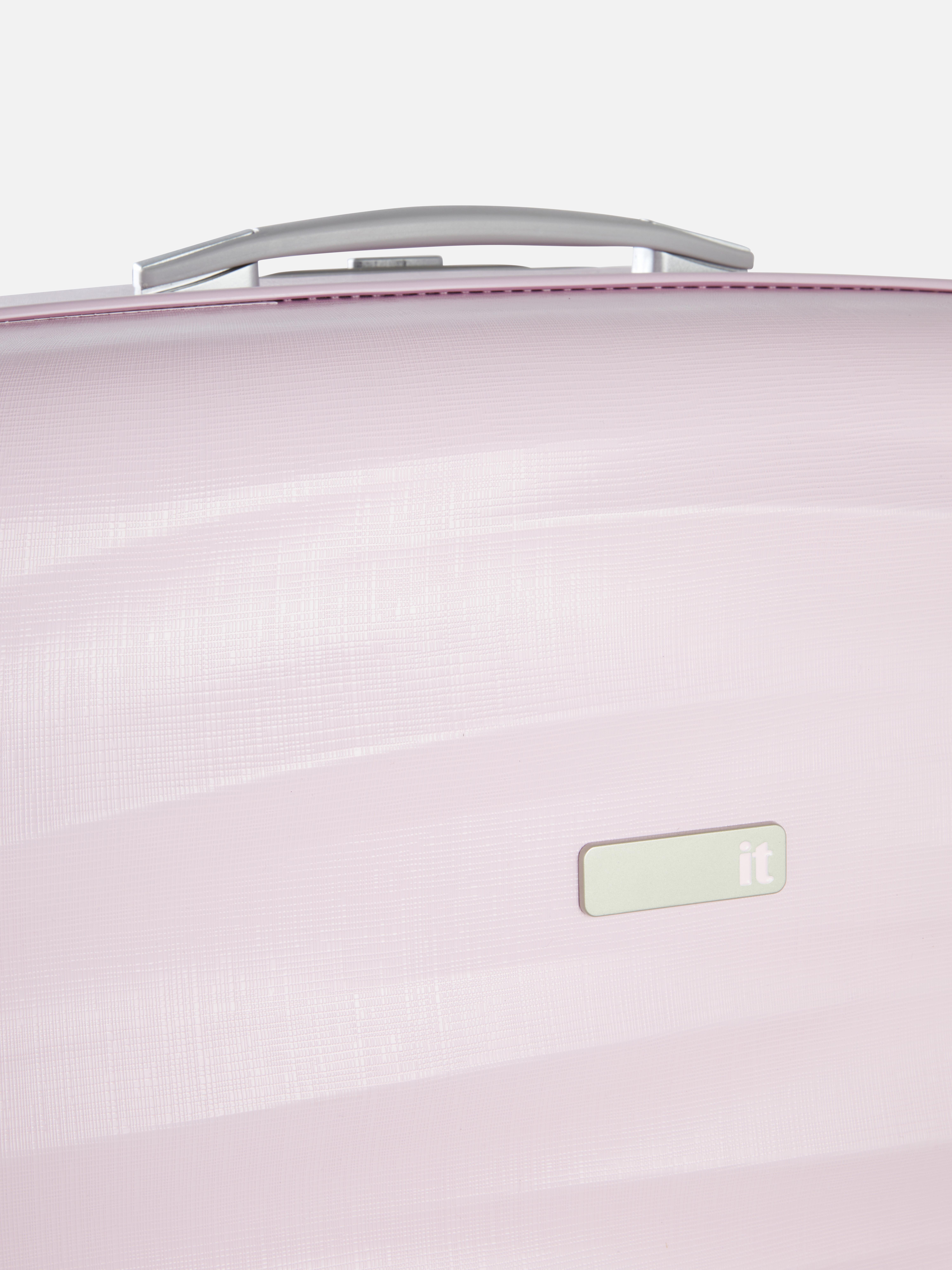 it Luggage Textured Hard Shell Suitcase