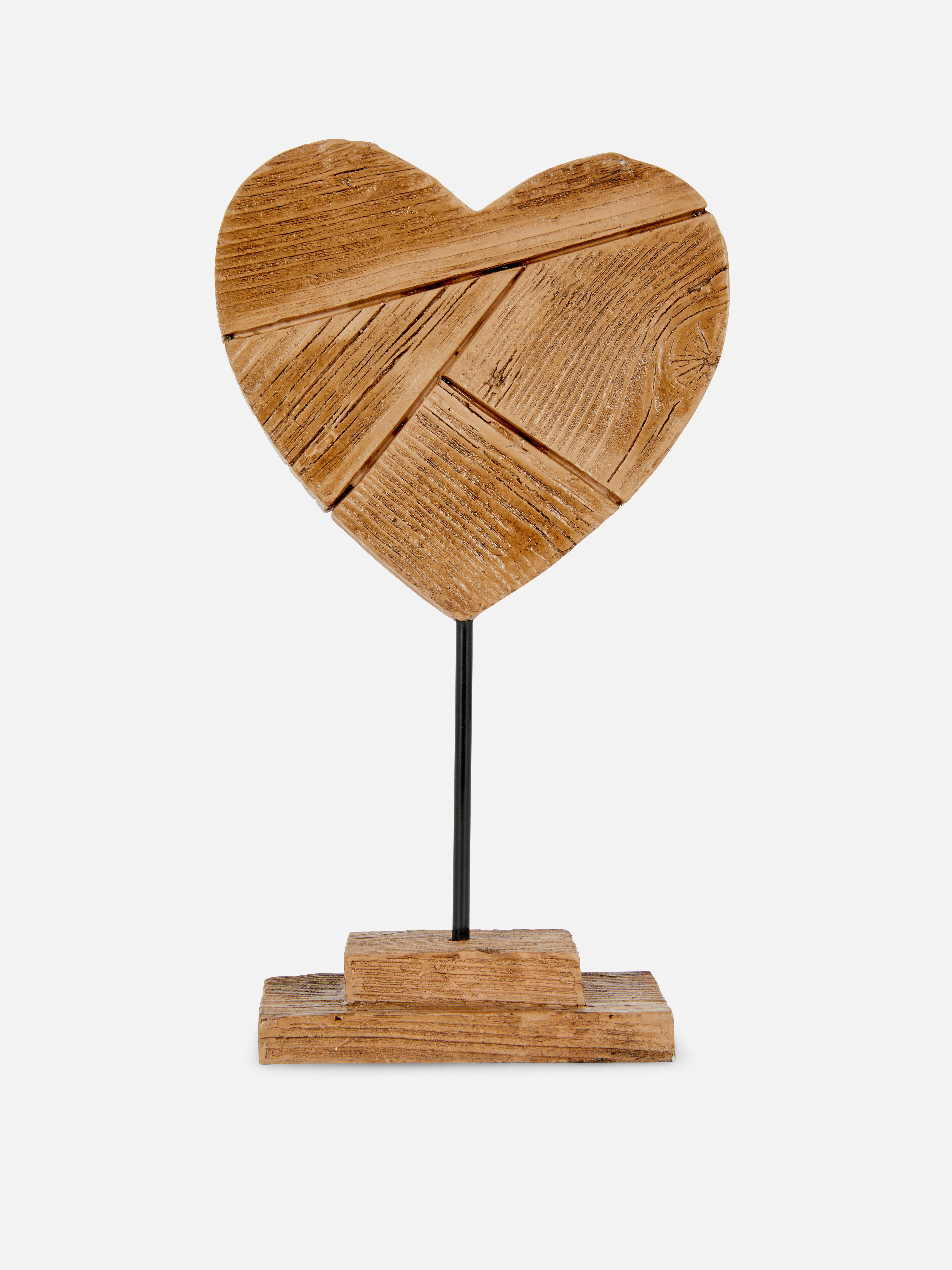 Soporte de madera en forma de corazón