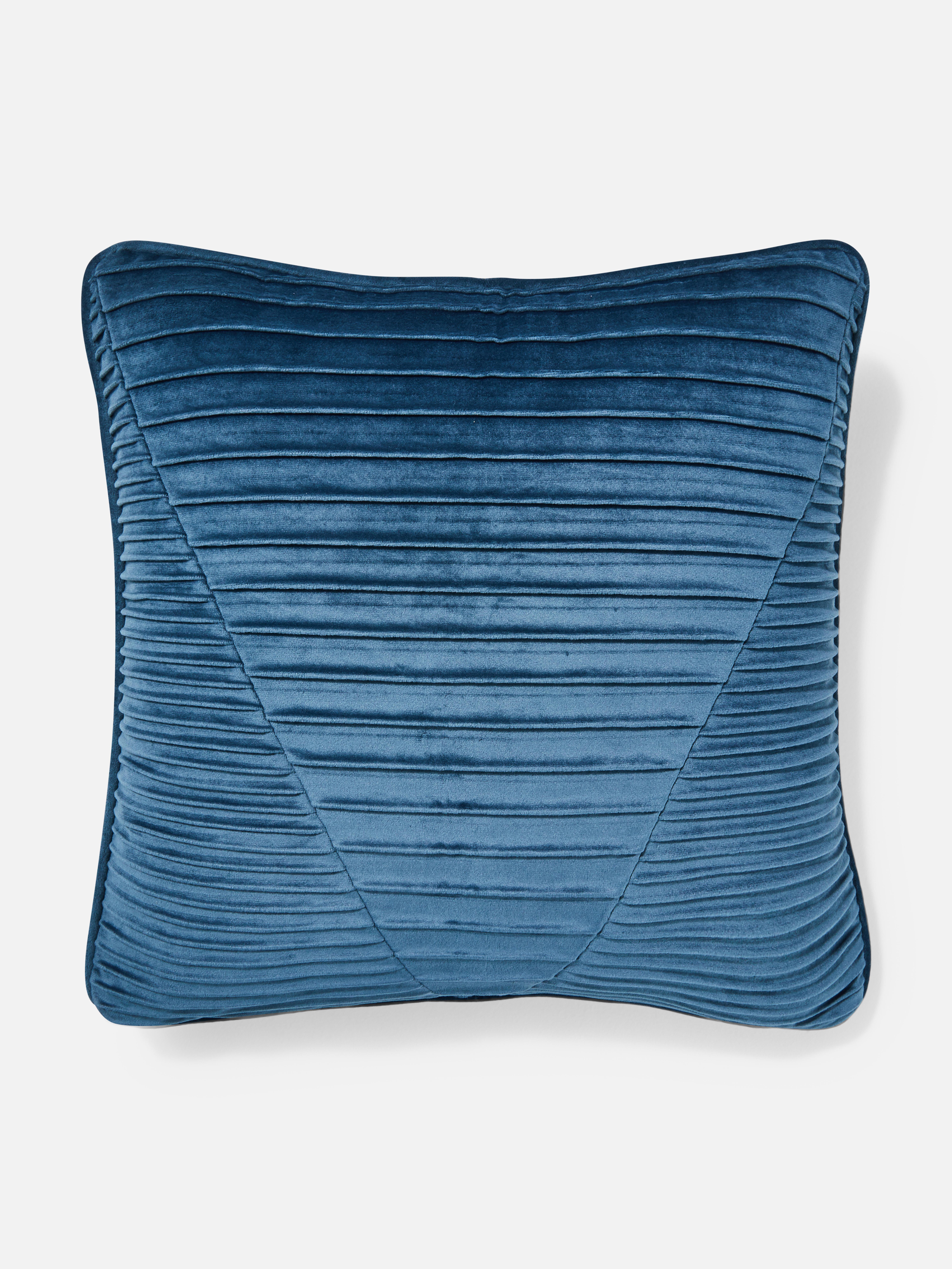 Velvet Pleated Cushion Cover