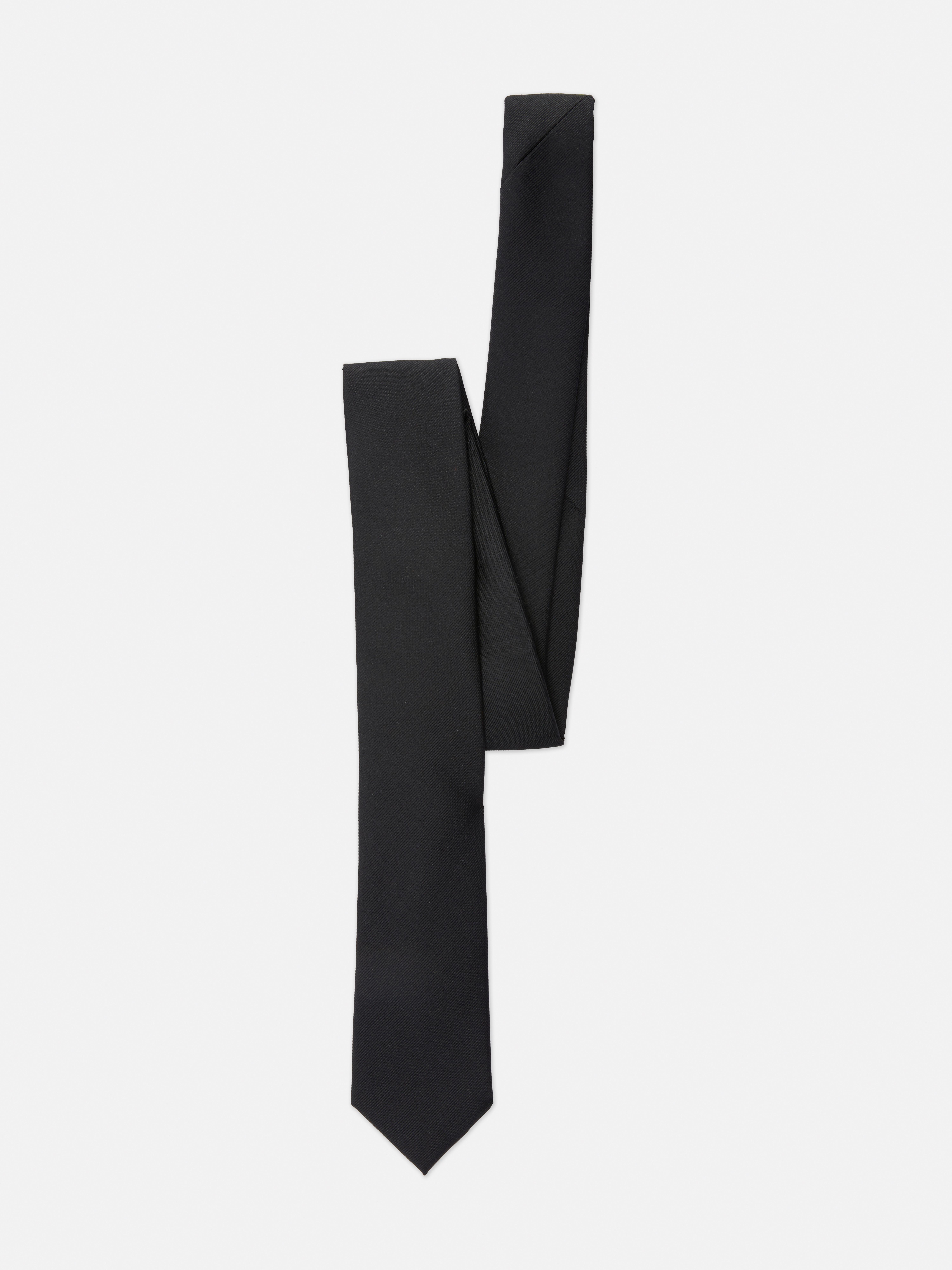 Solid Slim Necktie | Primark
