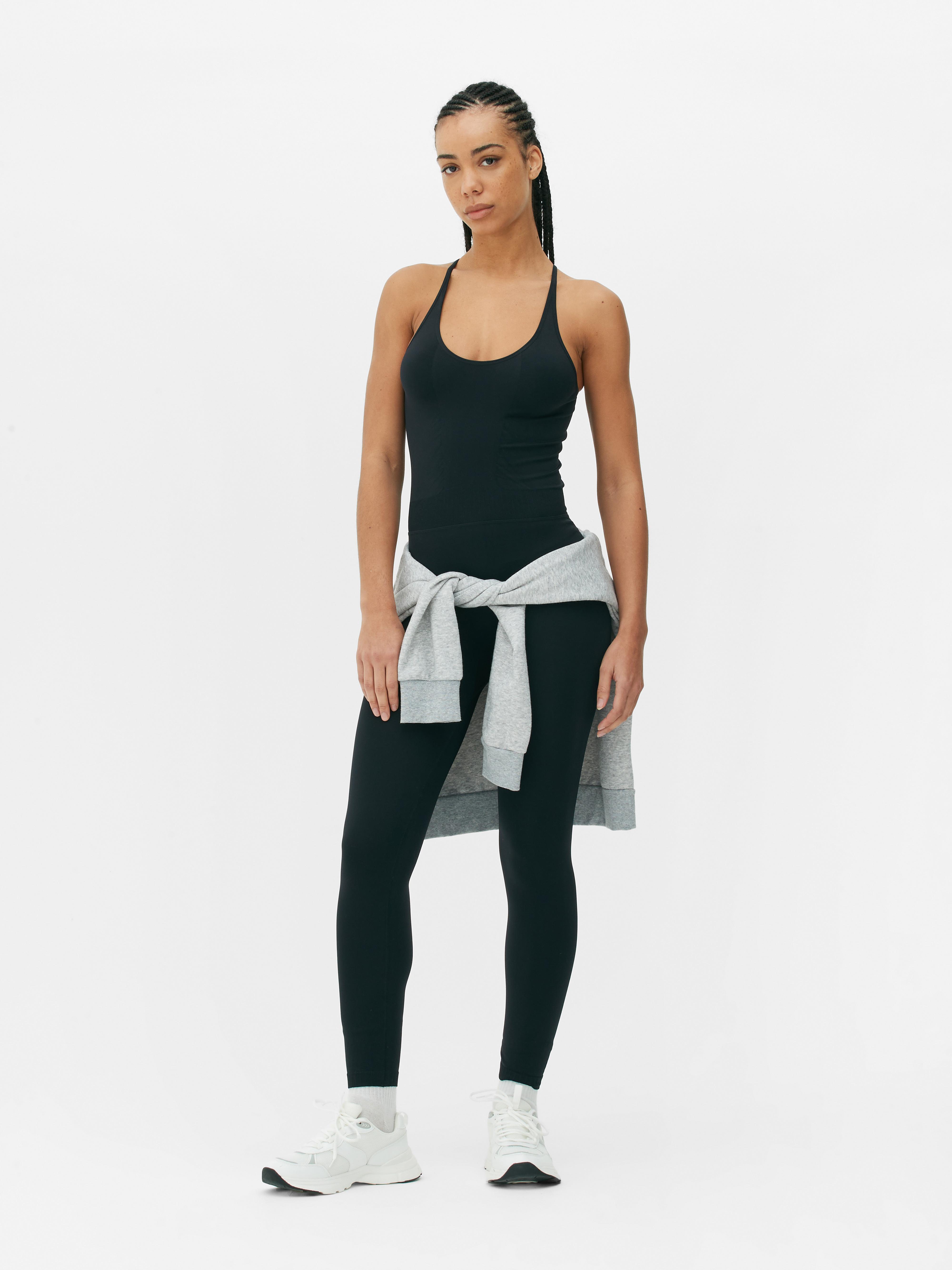 Seamless Crossed Back Vest - Universal Performance