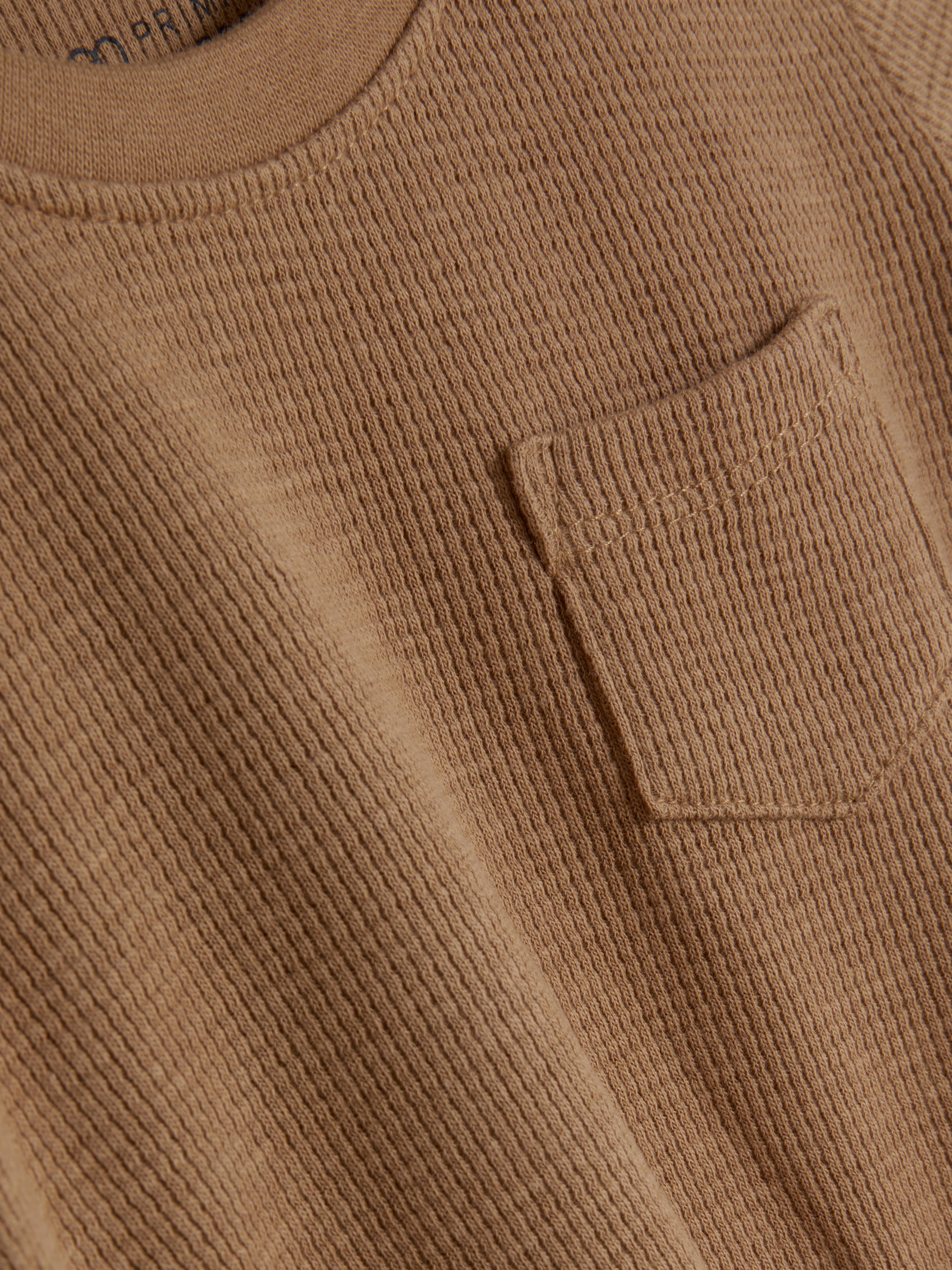 T-shirt a maniche corte strutturata