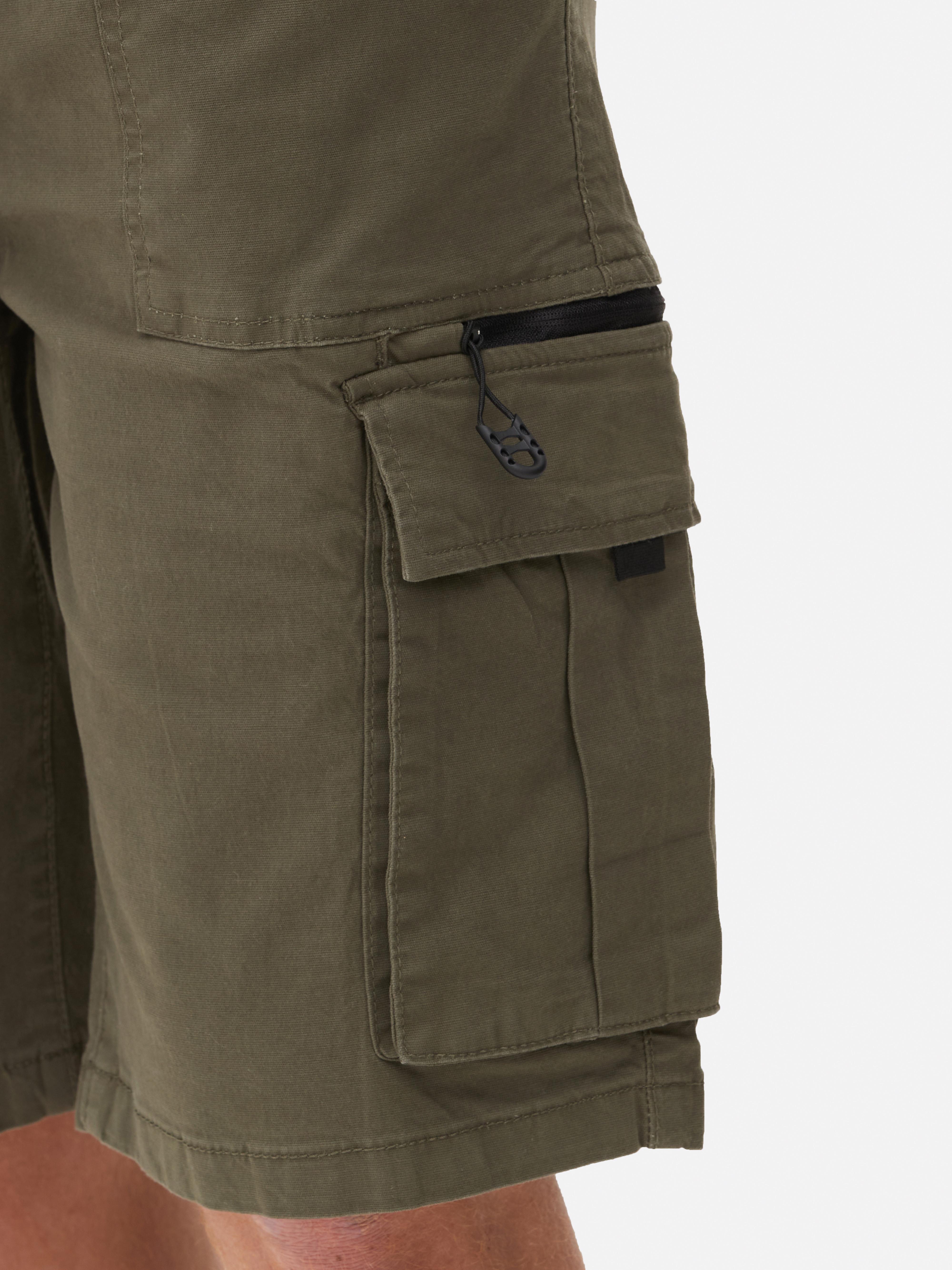 Pantaloncini cargo funzionali