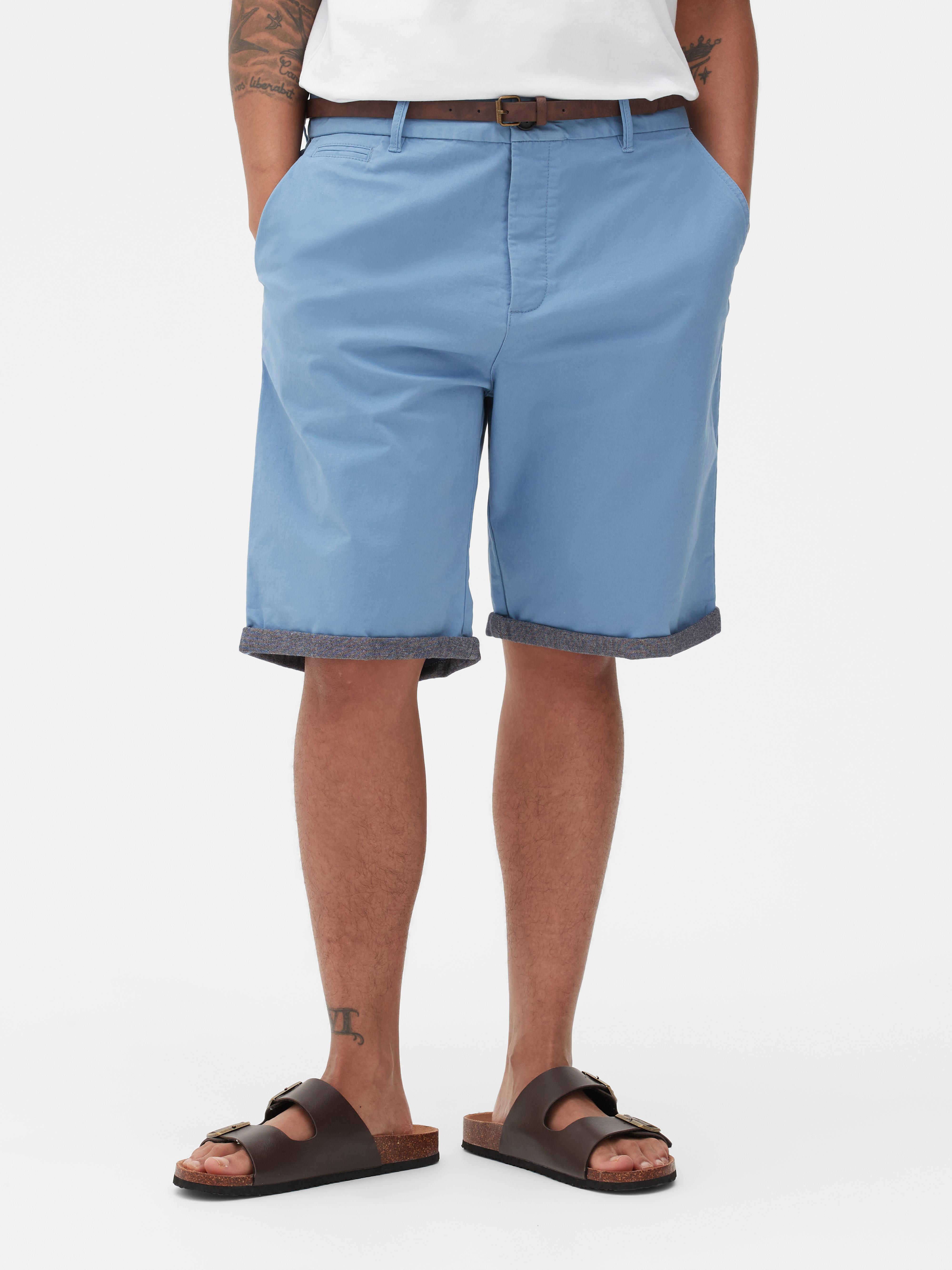 Pantaloni chino corti con cintura
