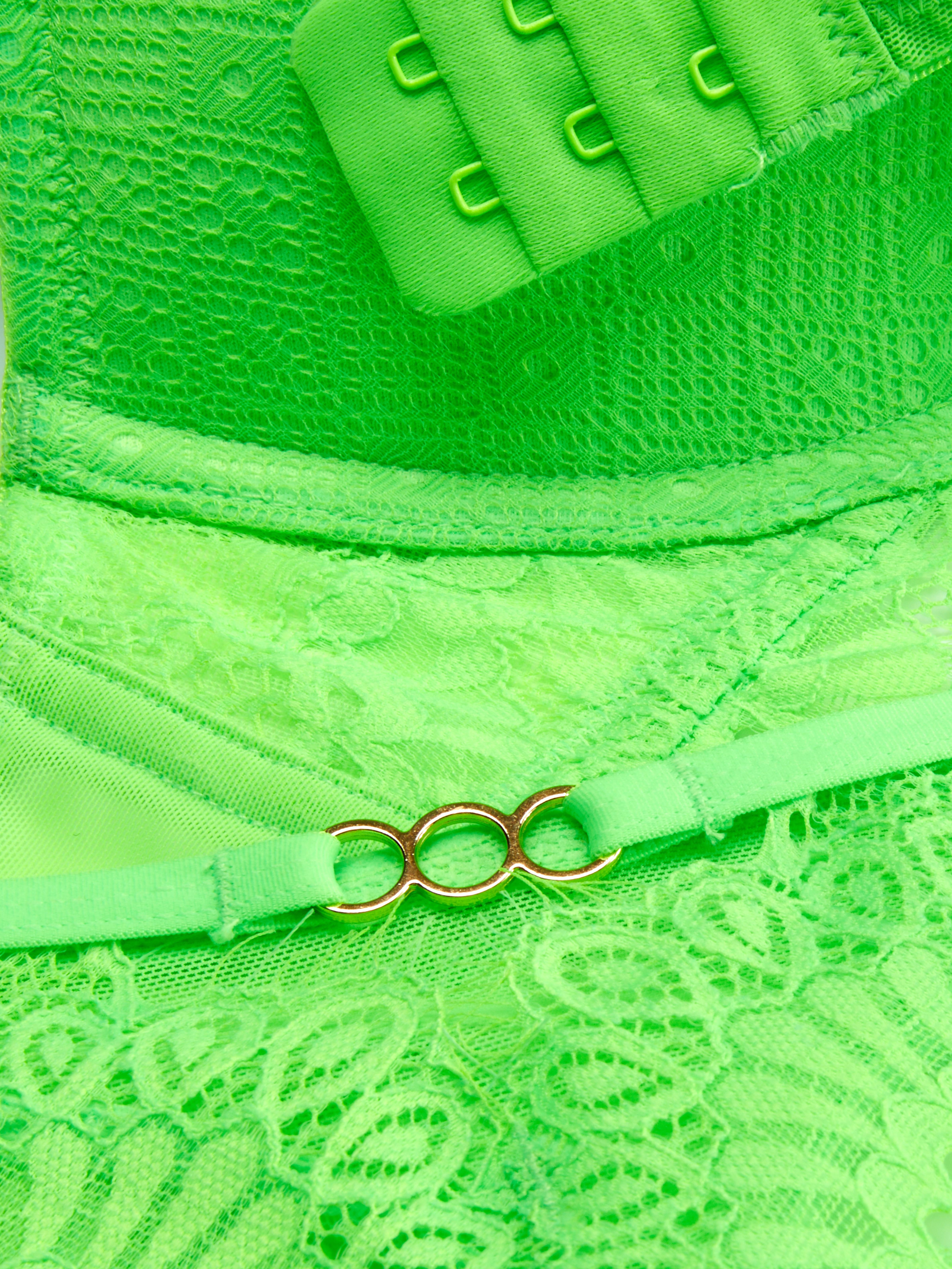 Two-Piece Lace Maximise Lingerie Set