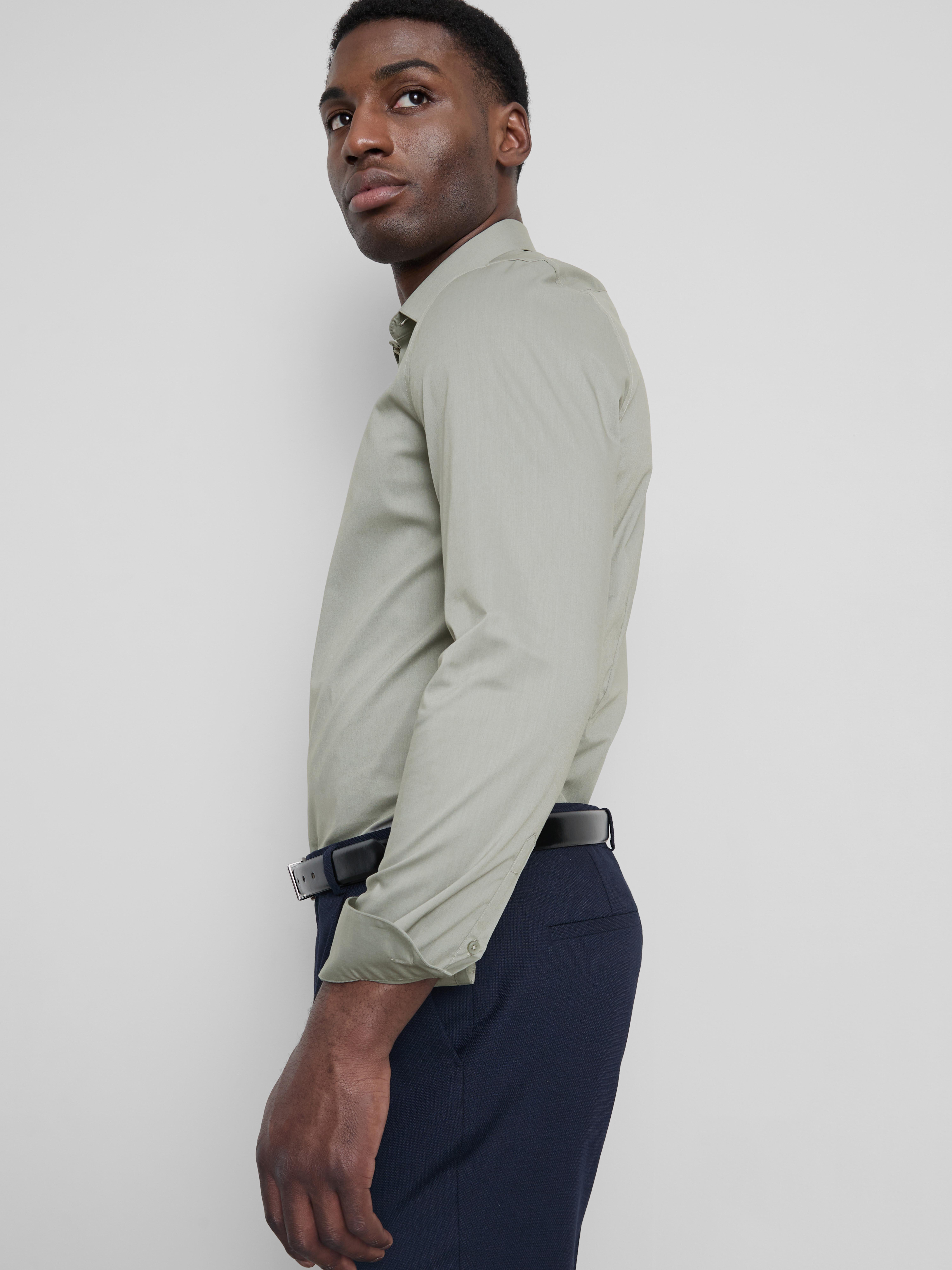 Slim Fit Stretch Button-Up Shirt