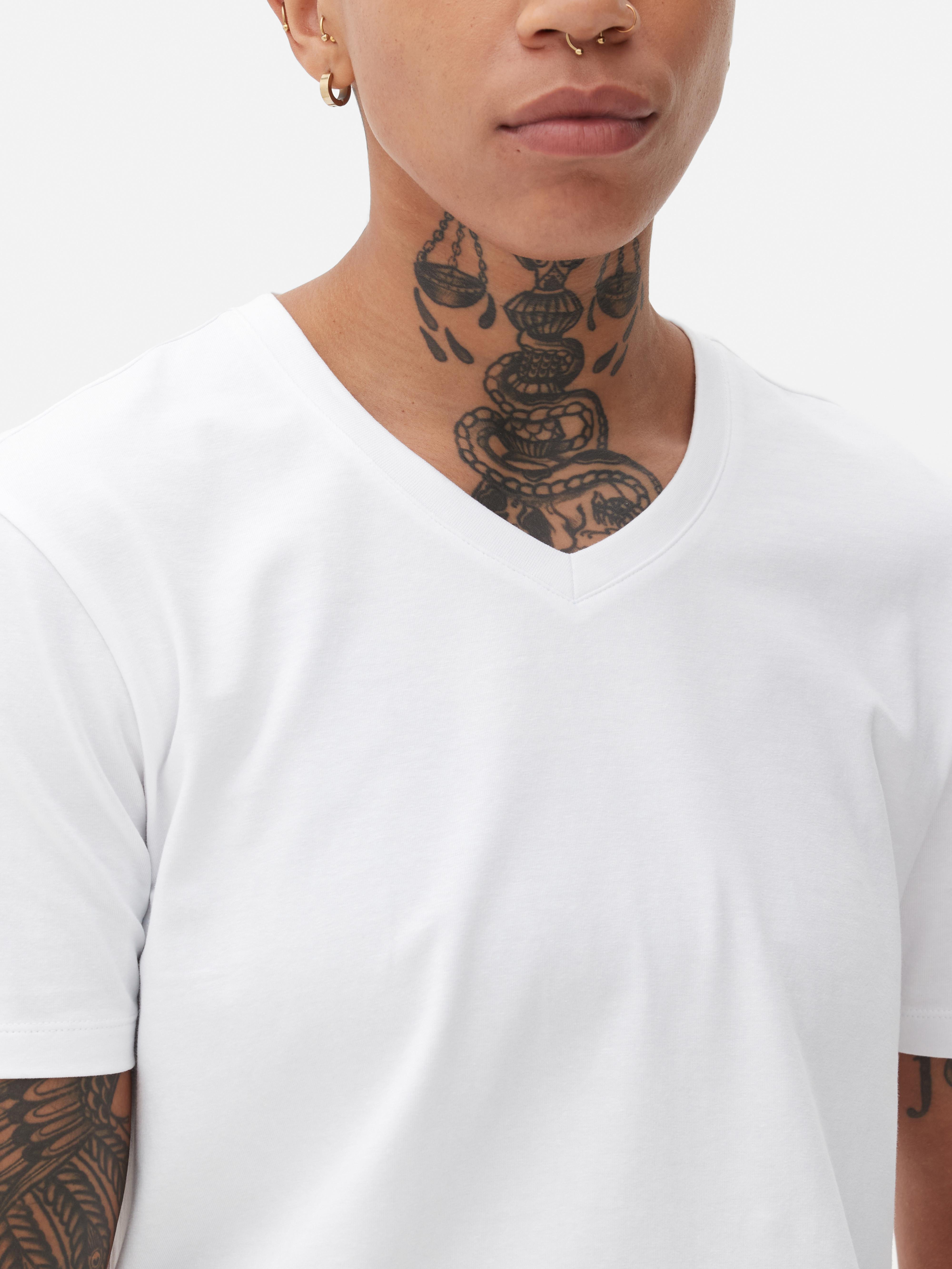 Studerende Krage meditation Stretch V-neck T-shirt | Primark