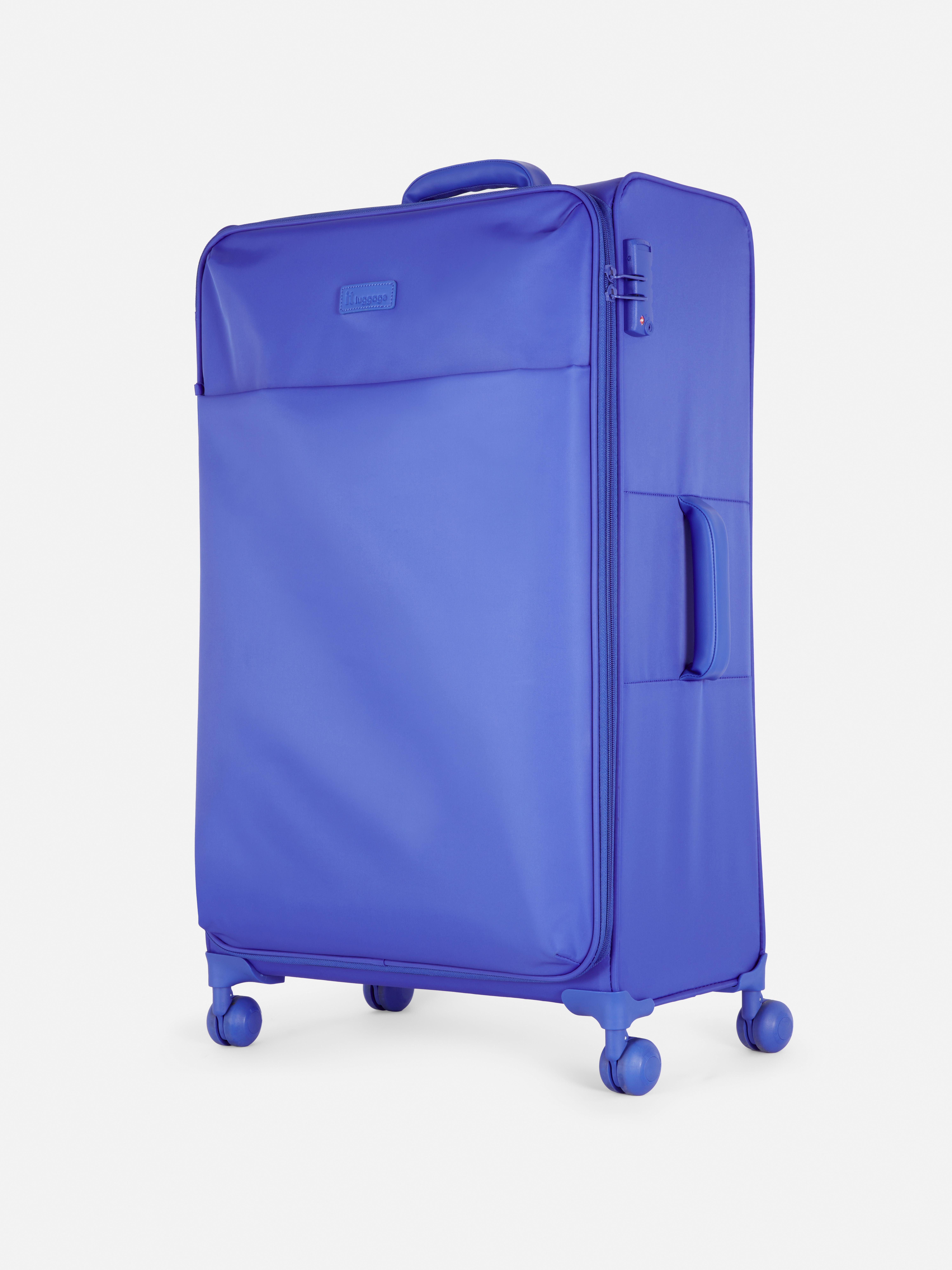 La mochila rígida del Primark por 6 euros para viajar sin pagar más por el  equipaje