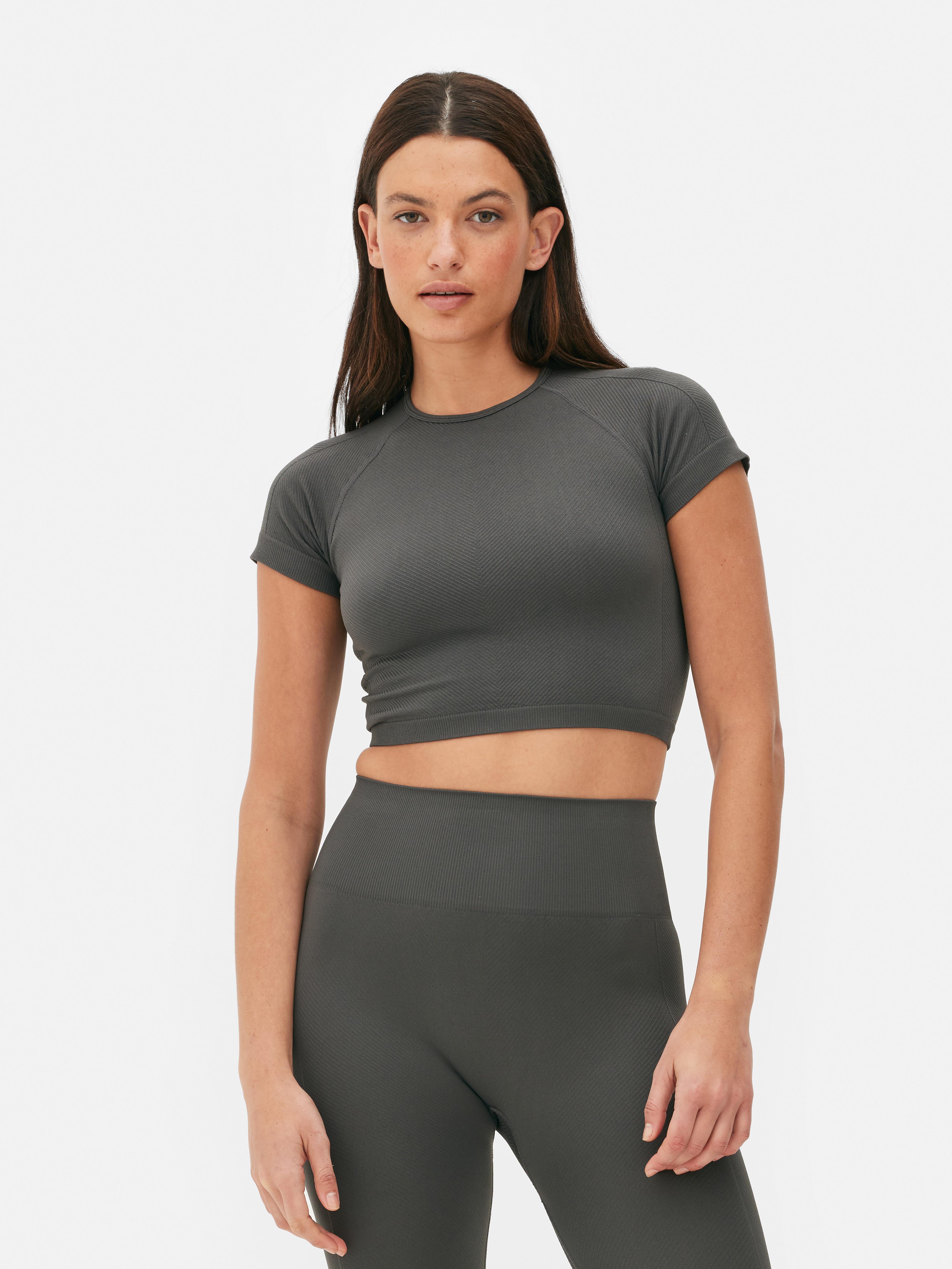 Performance Chevron Ribbed Crop Top | Primark Performance Chevron Ribbed Crop Top