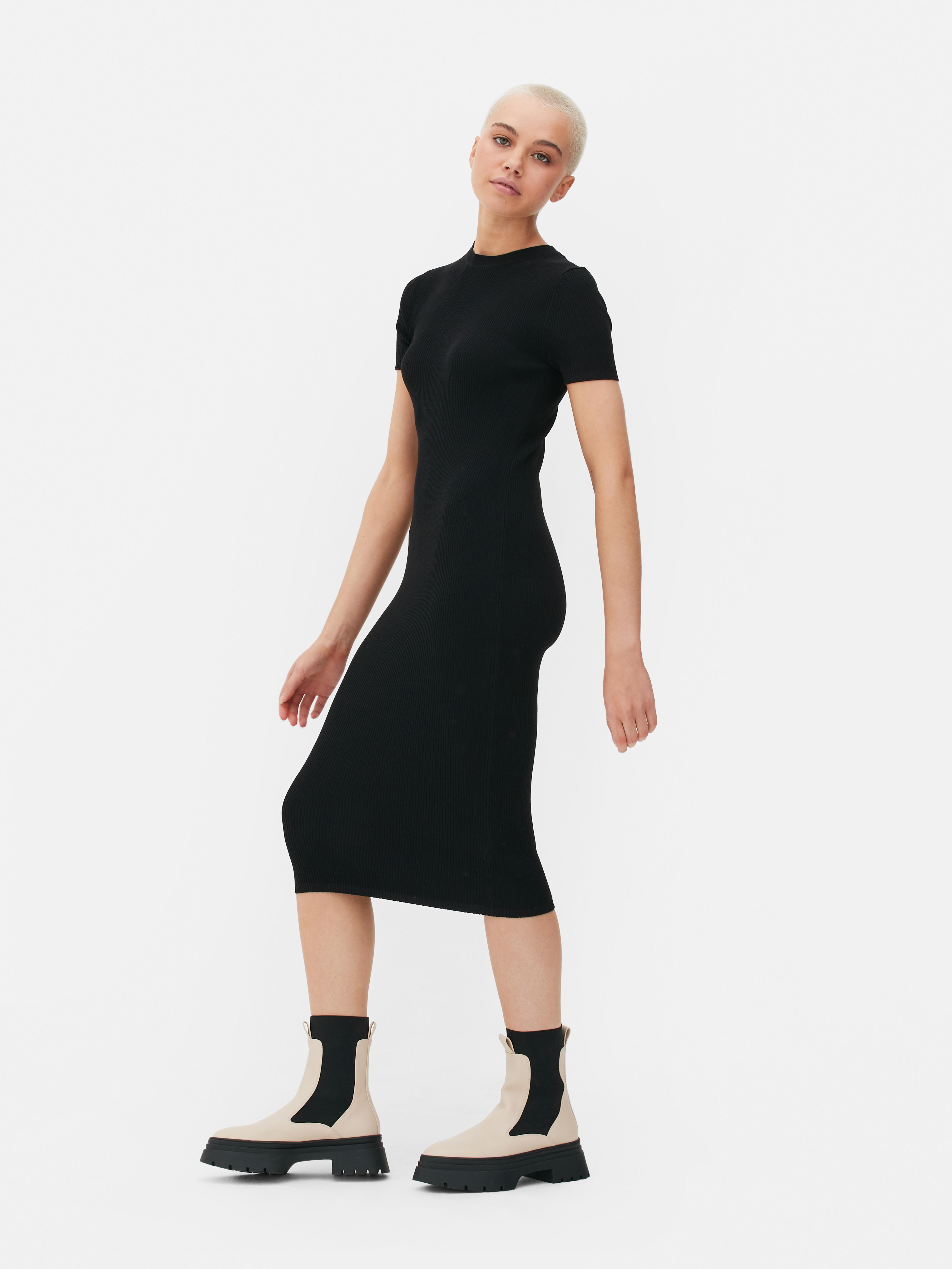 Ribbed knit dress with opening