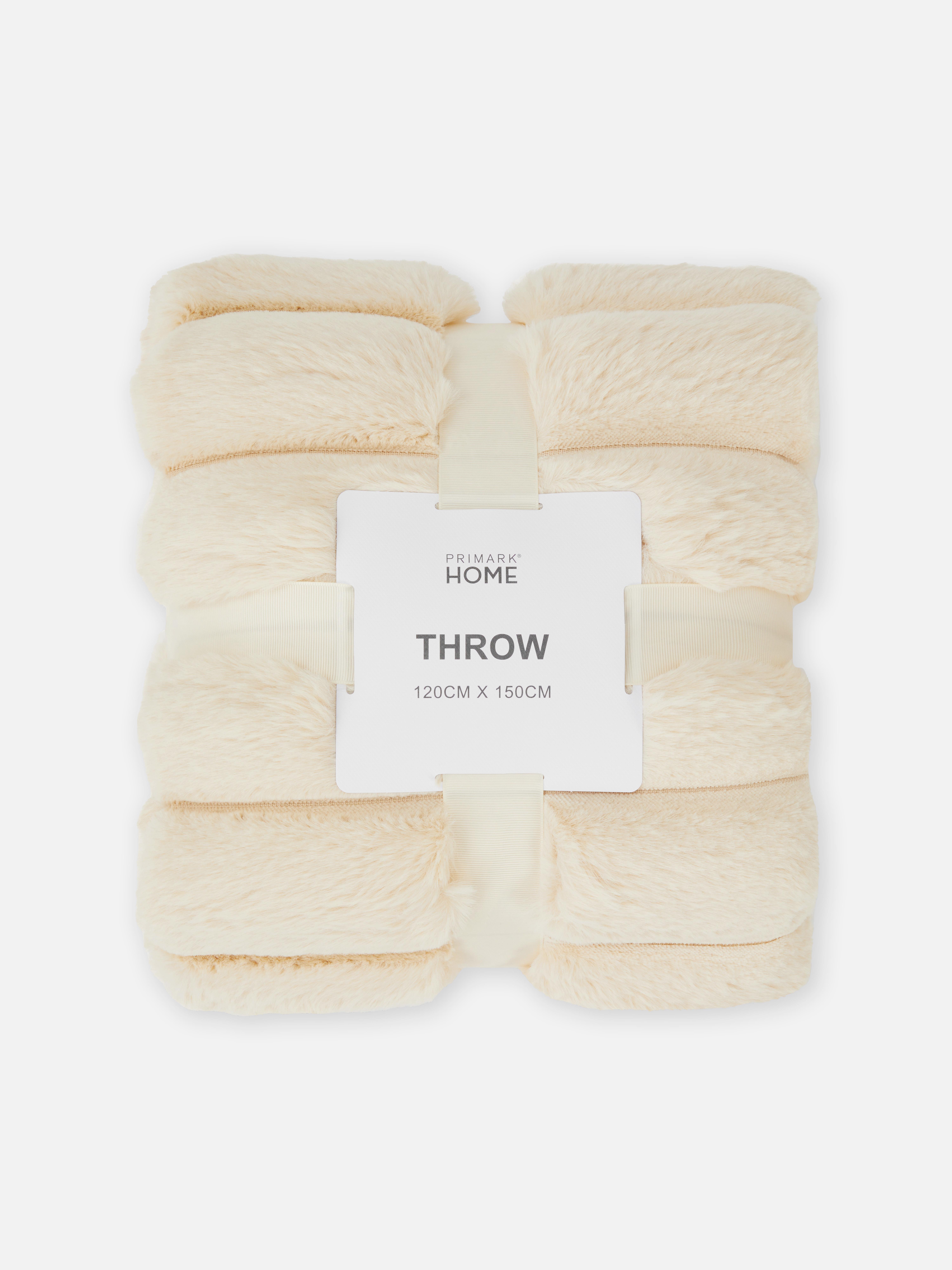 Blankets u0026 Throws | Faux Fur, Fleece u0026 Knitted Throws | Primark