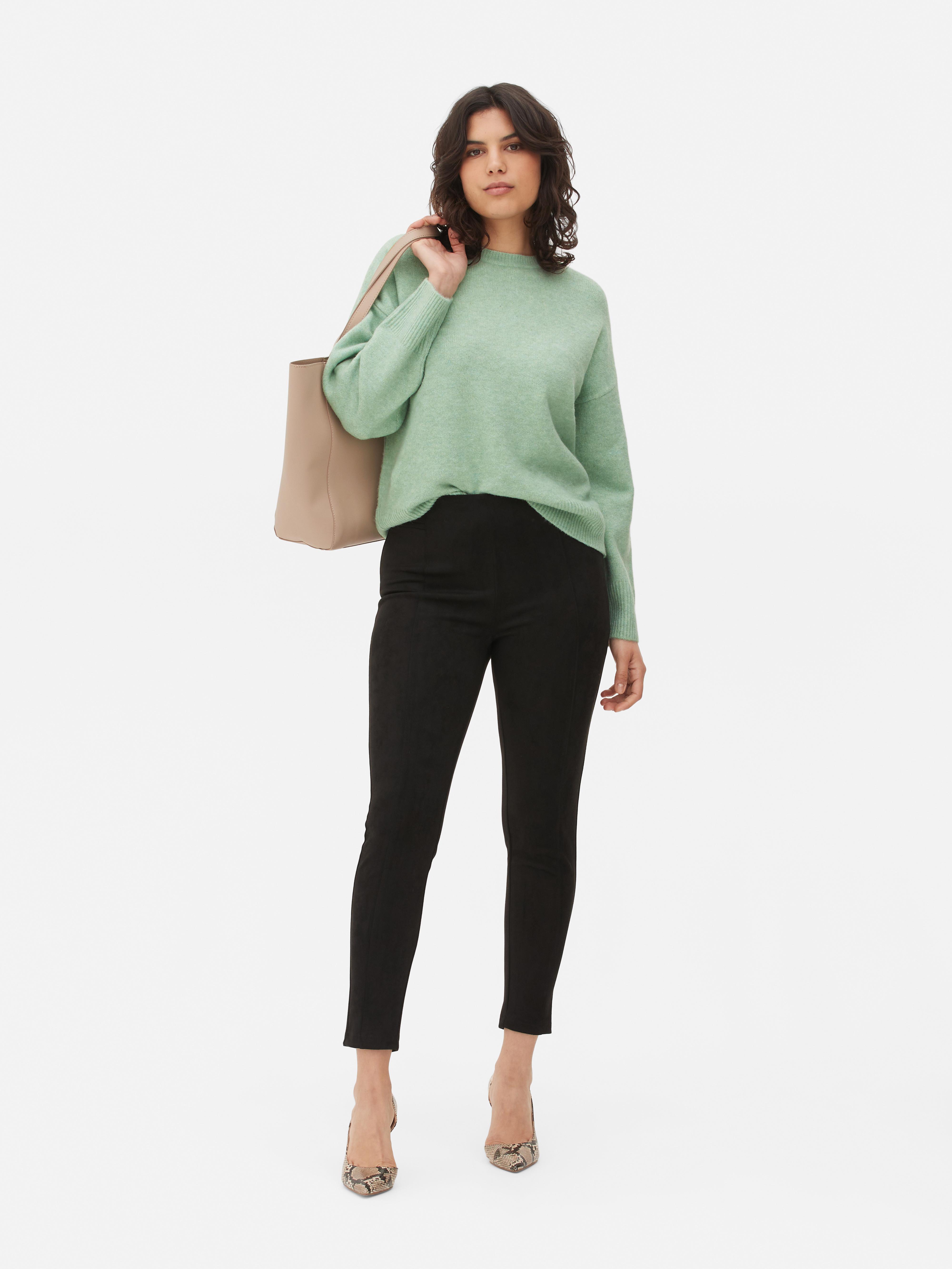 Pull Ras Du Cou Pour Femme En Coton Bleu Foncé Avec Logo Dans Le Dos Cod Gwp00951.p000662.50486