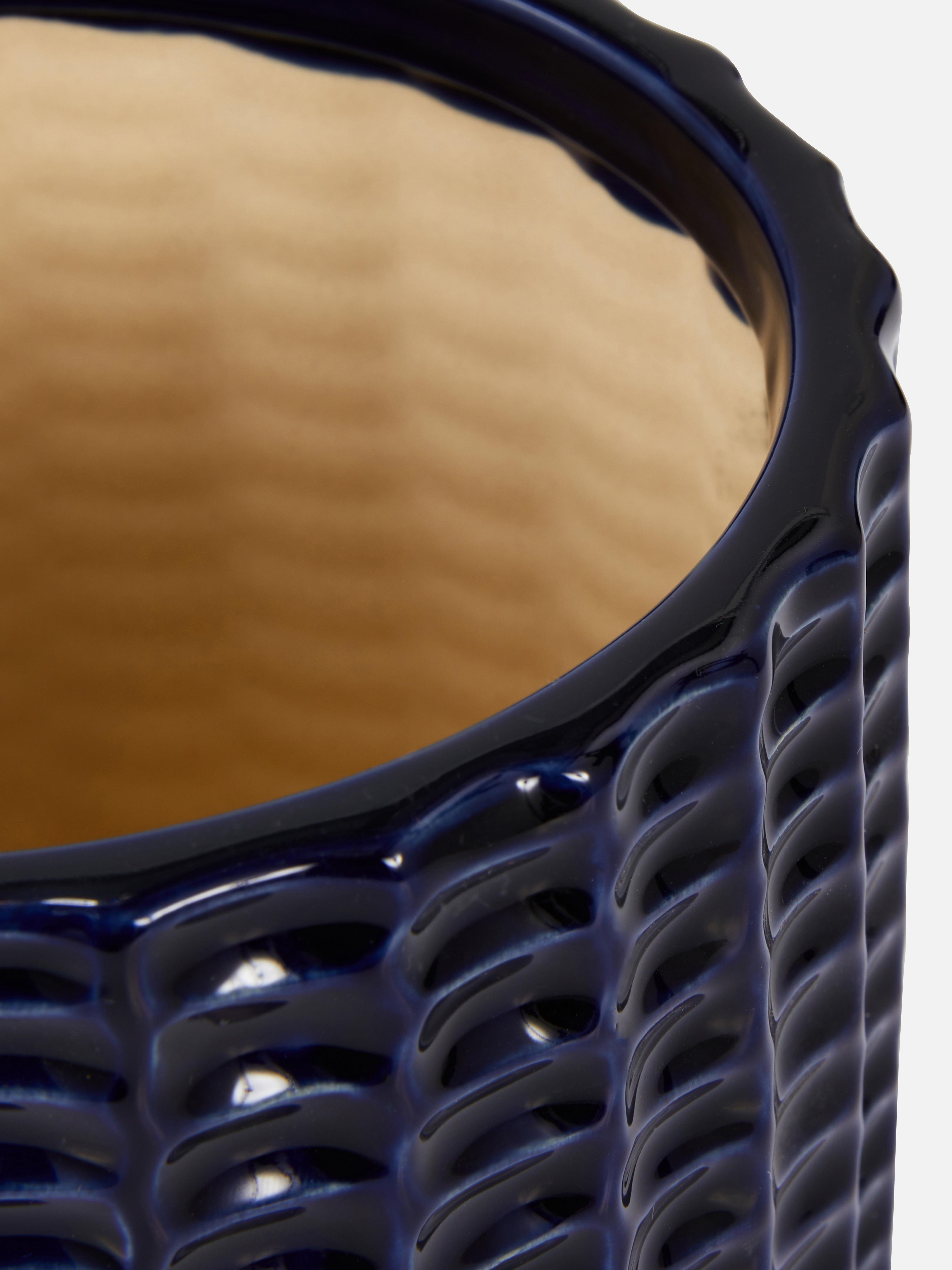 Vaso per pianta strutturato in ceramica