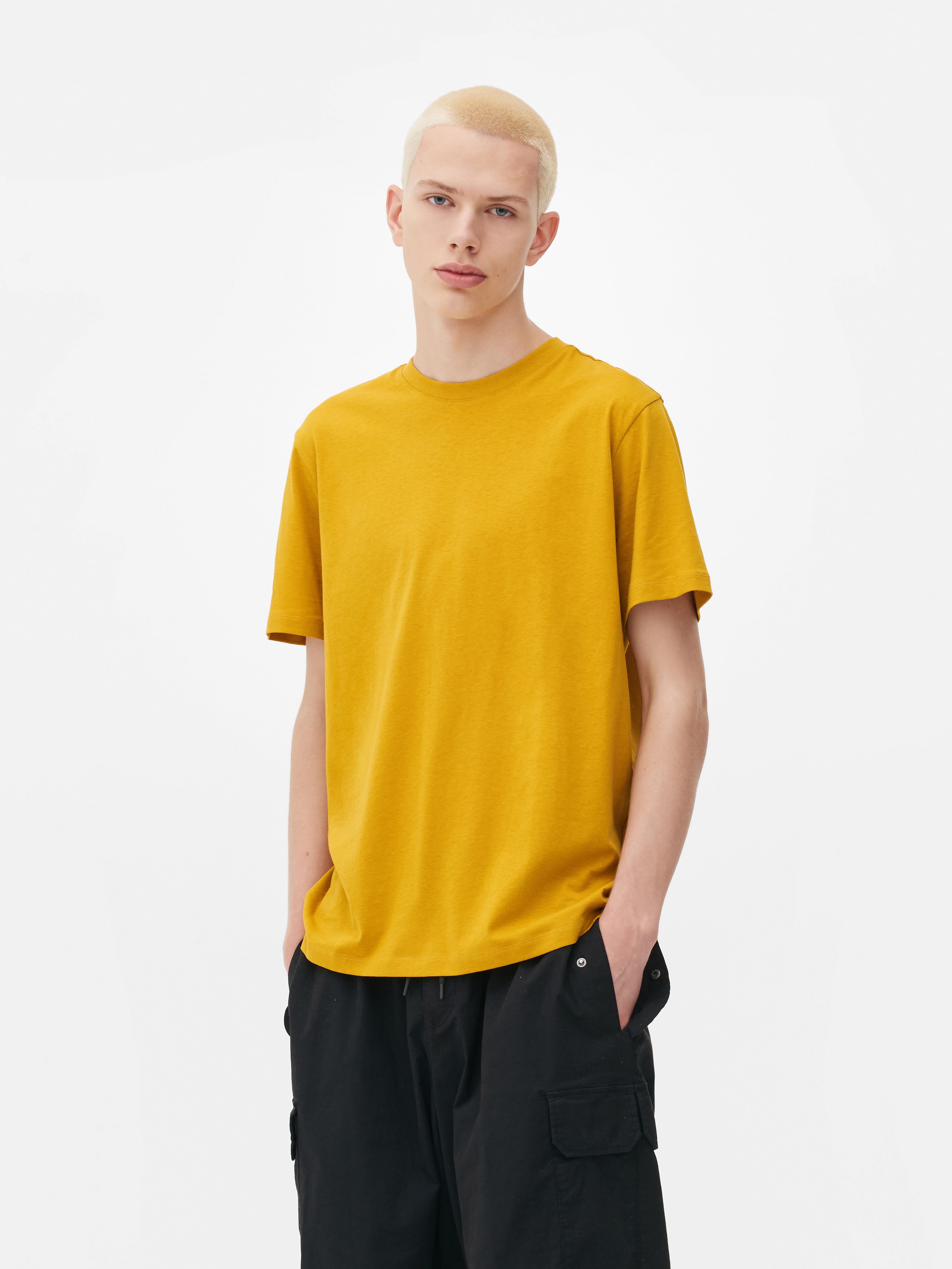 Mens Mustard Essential Plain T-shirt | Primark