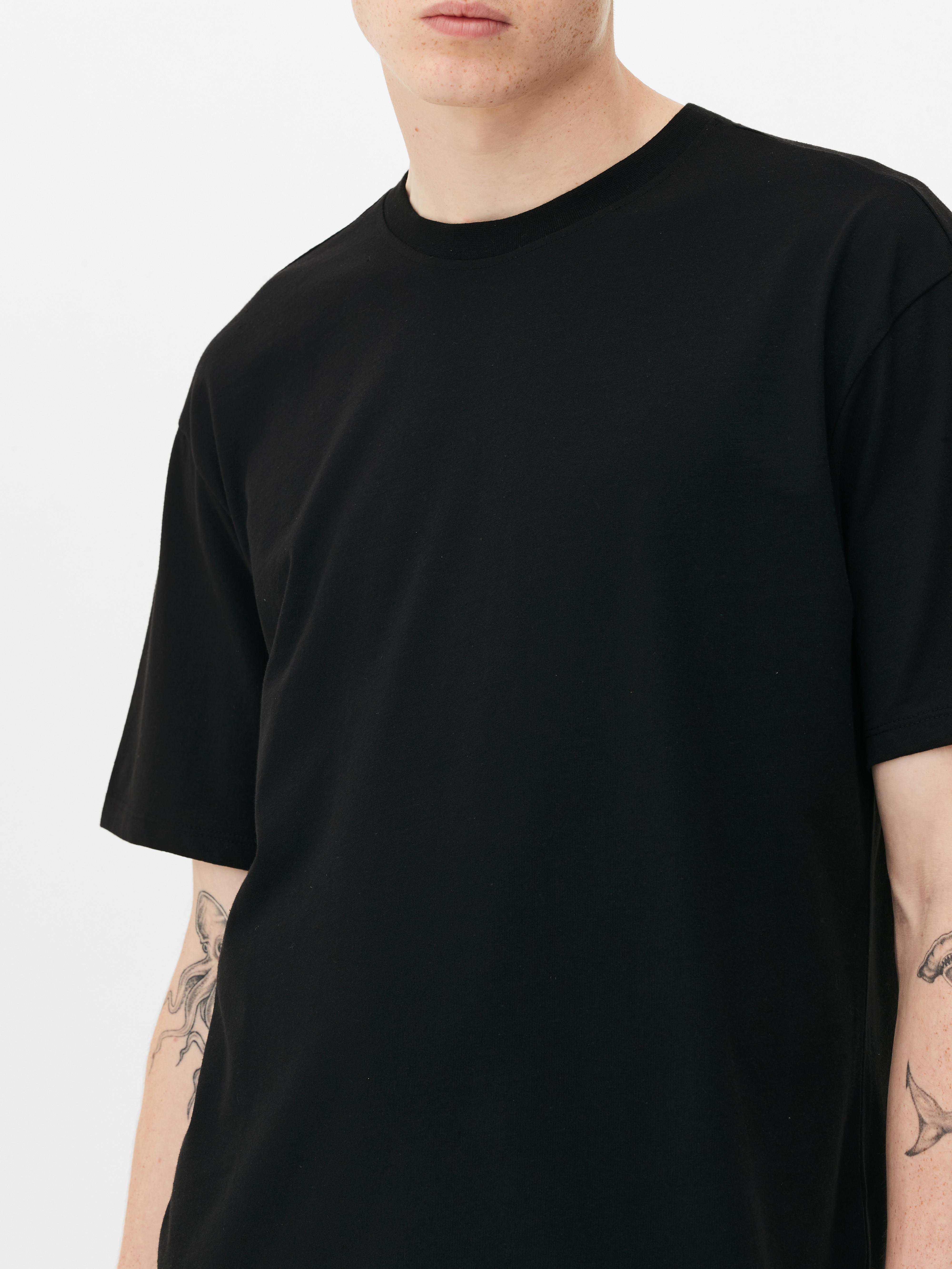 T-shirt girocollo dalla vestibilità comoda