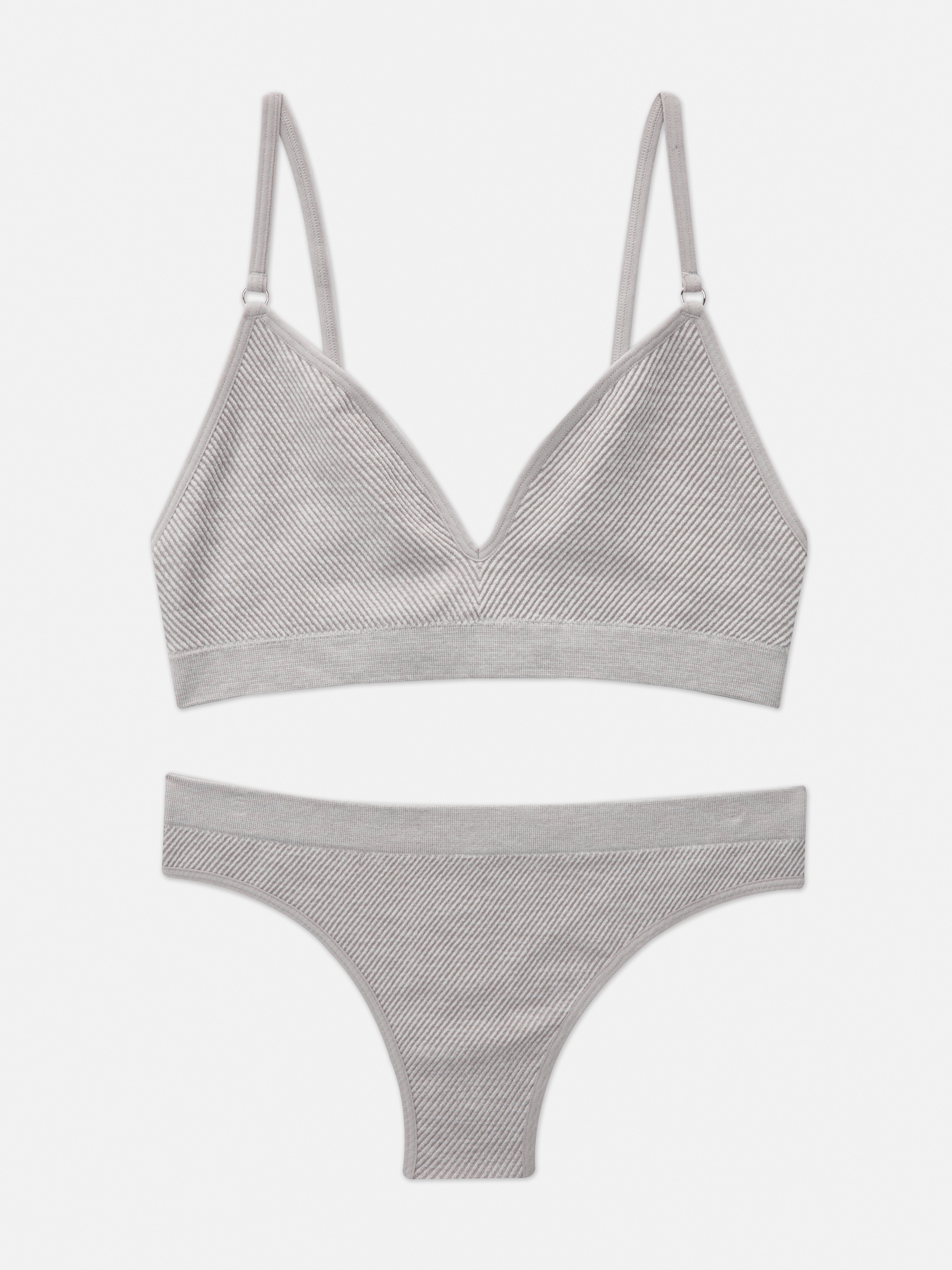 Seamfree Ribbed Bralette and Thong Set