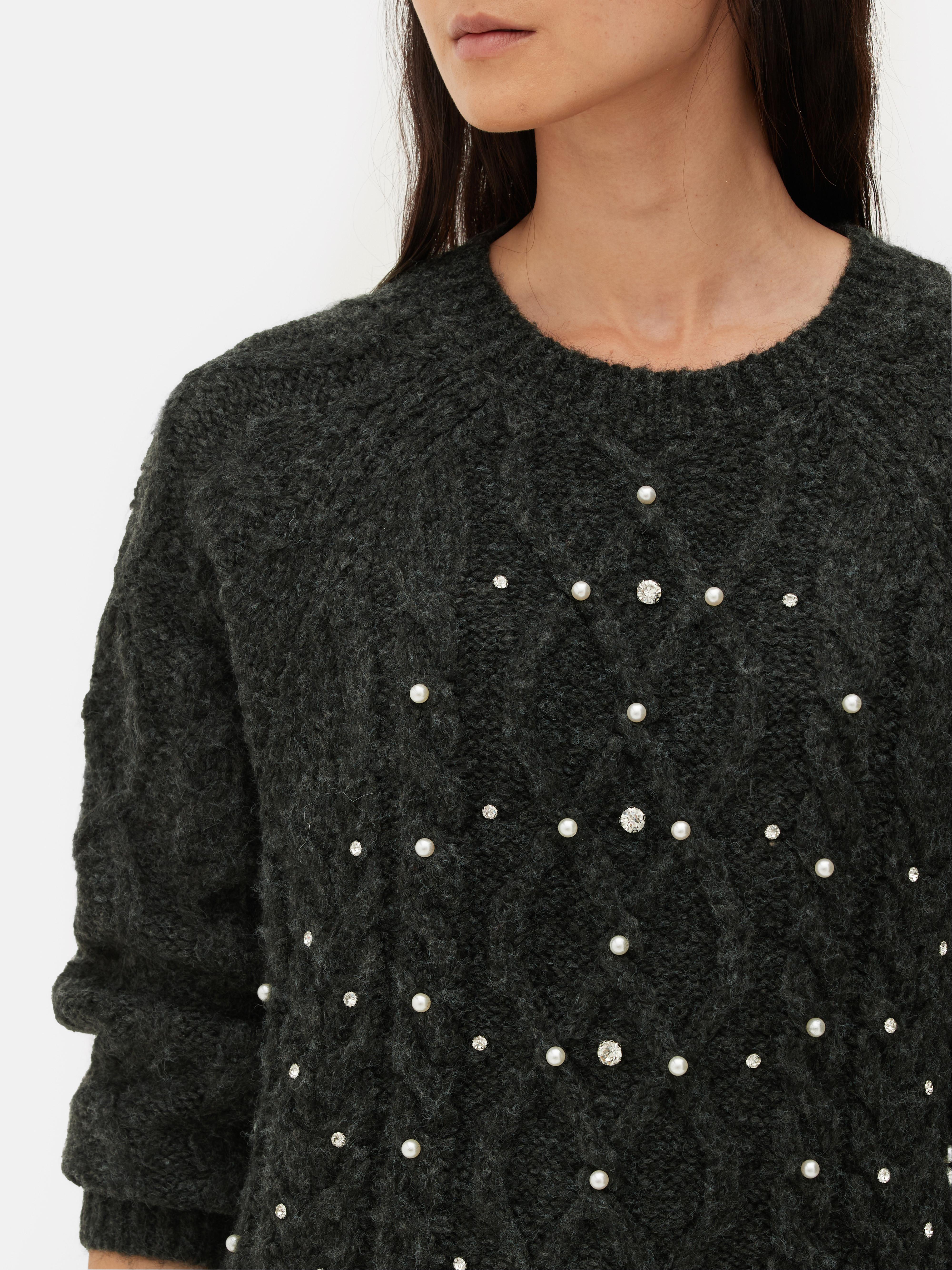 Pullover mit Zopfmuster und Kunstperlen