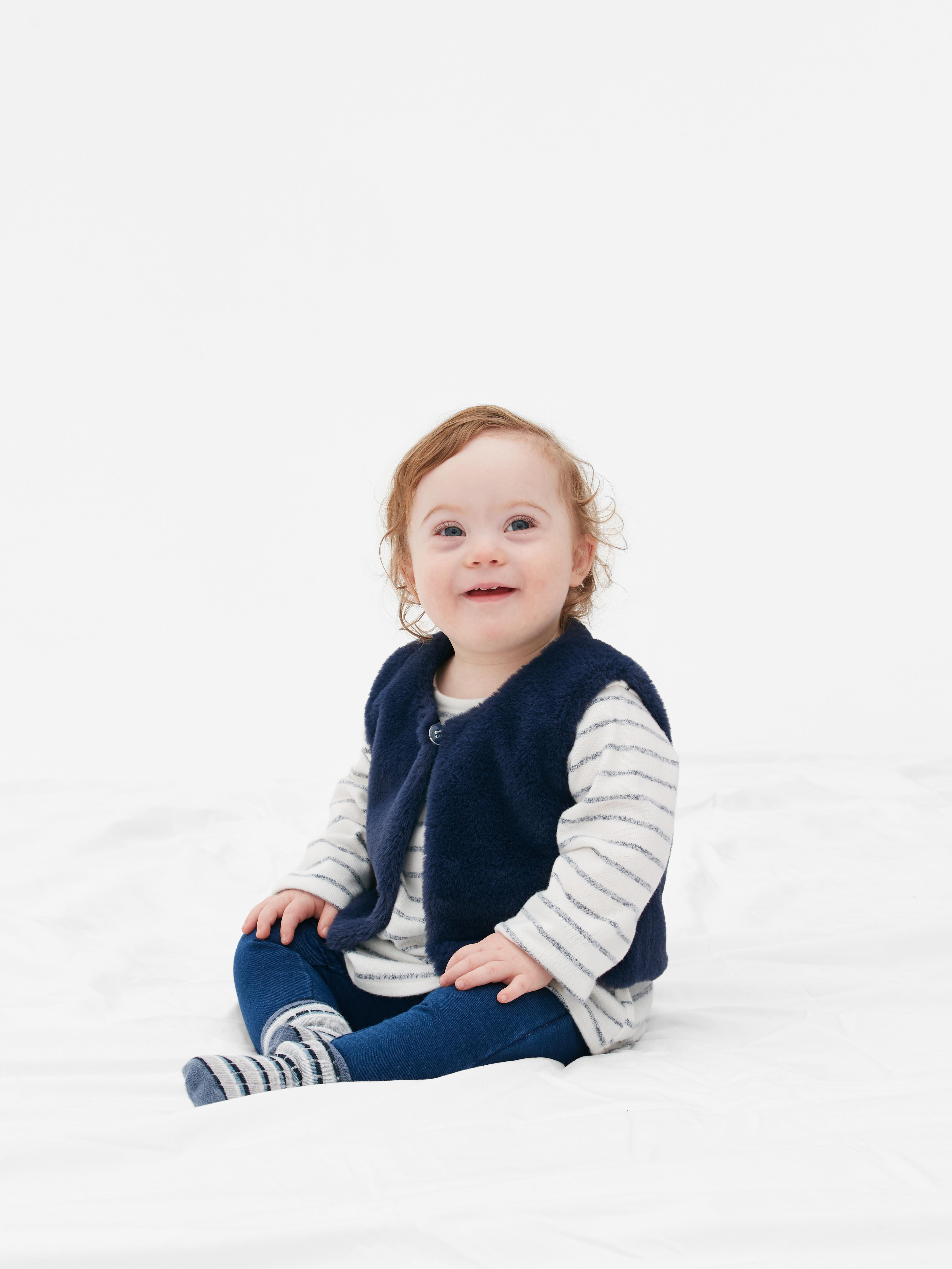 Girls Navy Gilet, T-shirt and Leggings Set