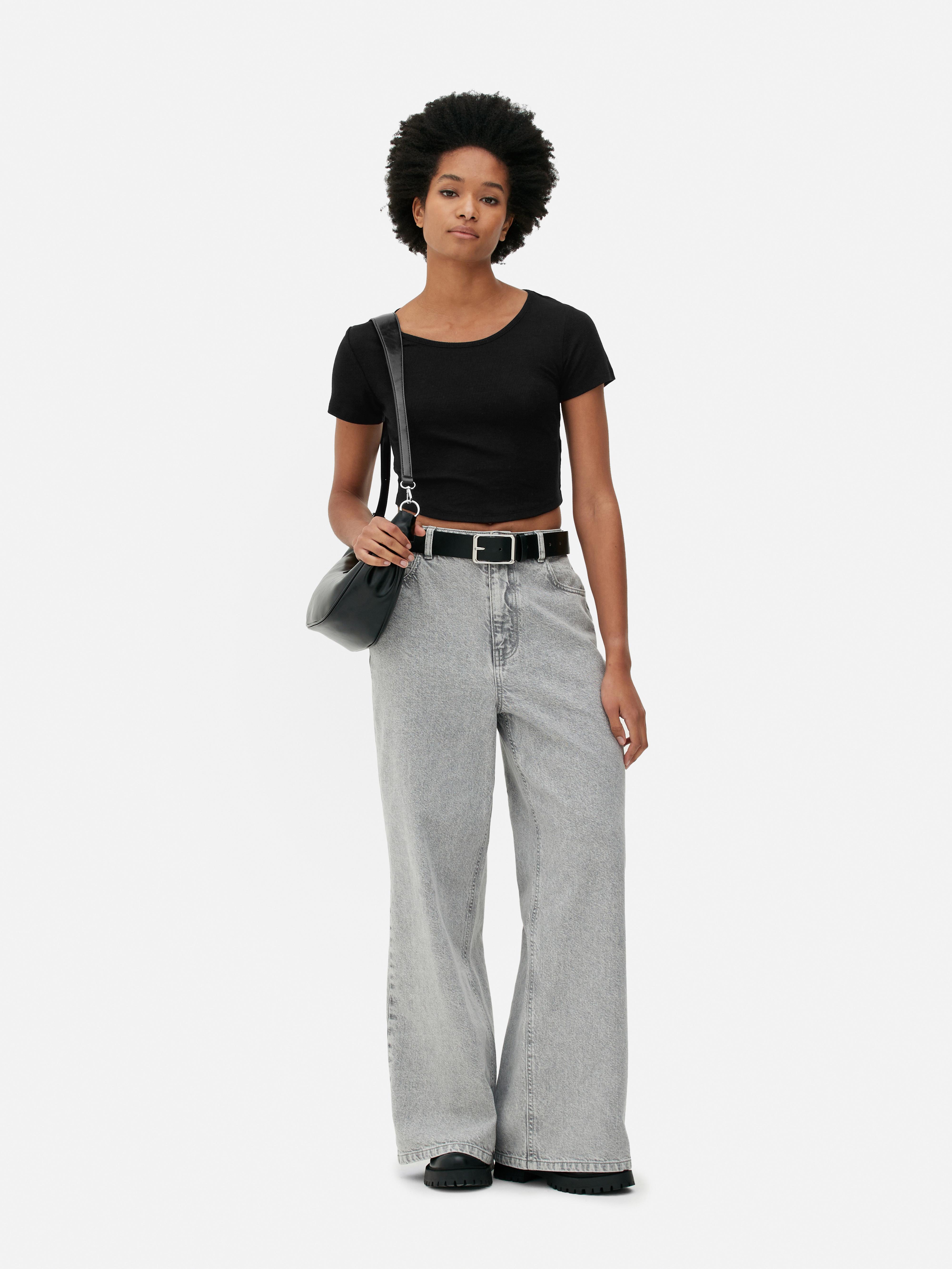 Ribbed Scoop Neck Cropped T-Shirt