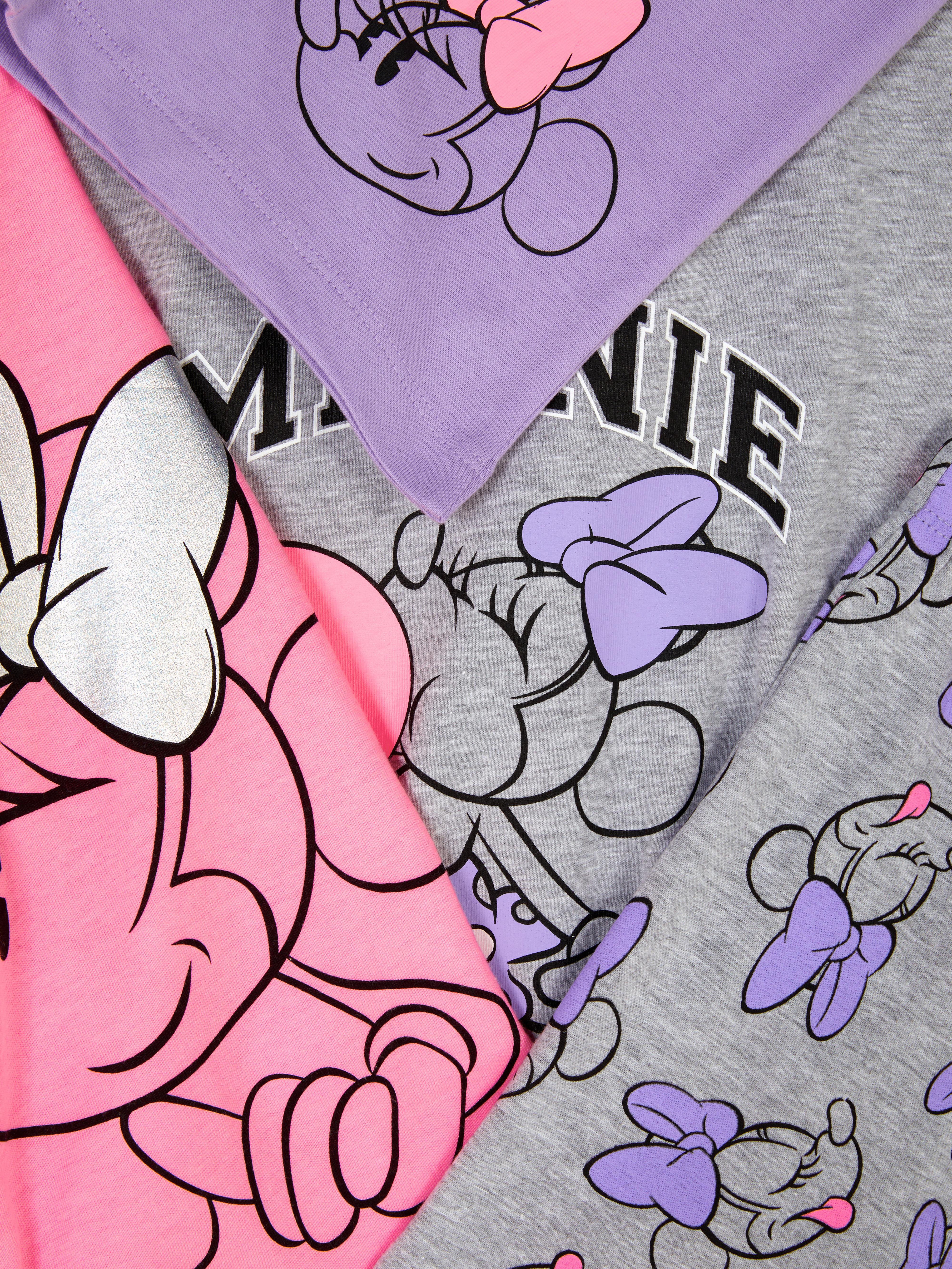 2 pijamale scurte cu Minnie Mouse de la Disney