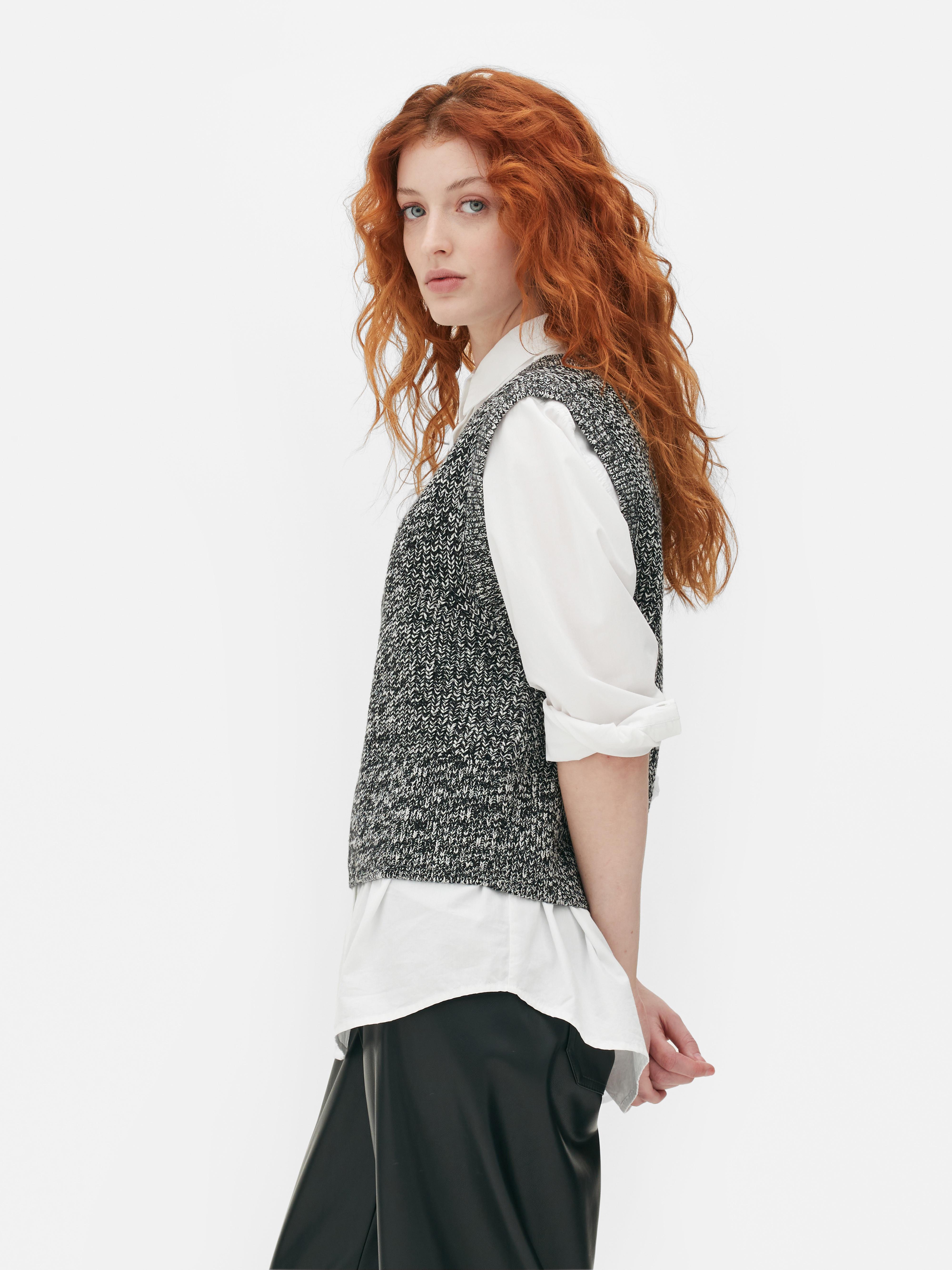 Womens Black/White V-Neck Knitted Vest Top