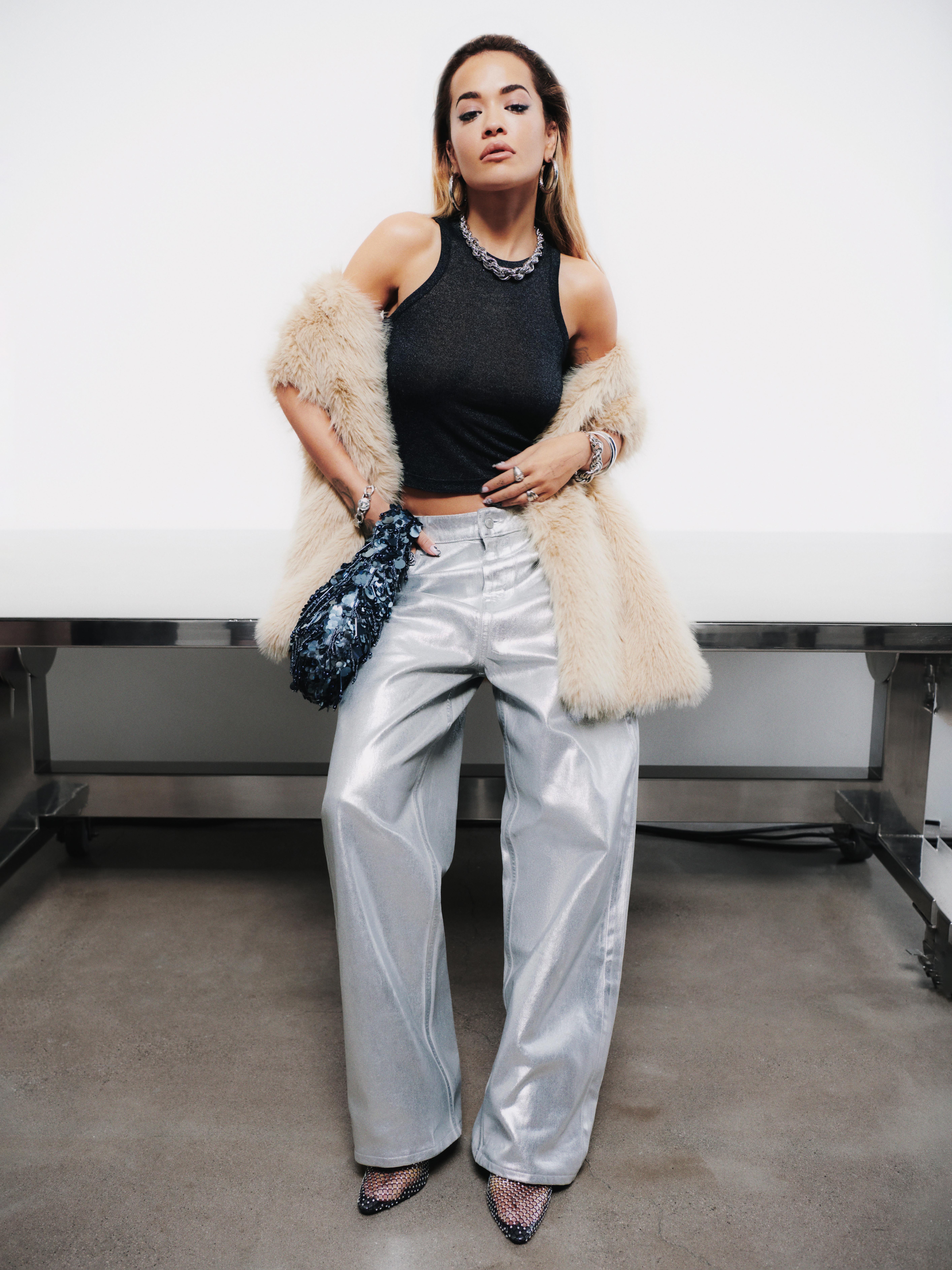 Pantalon large métallisé Rita Ora