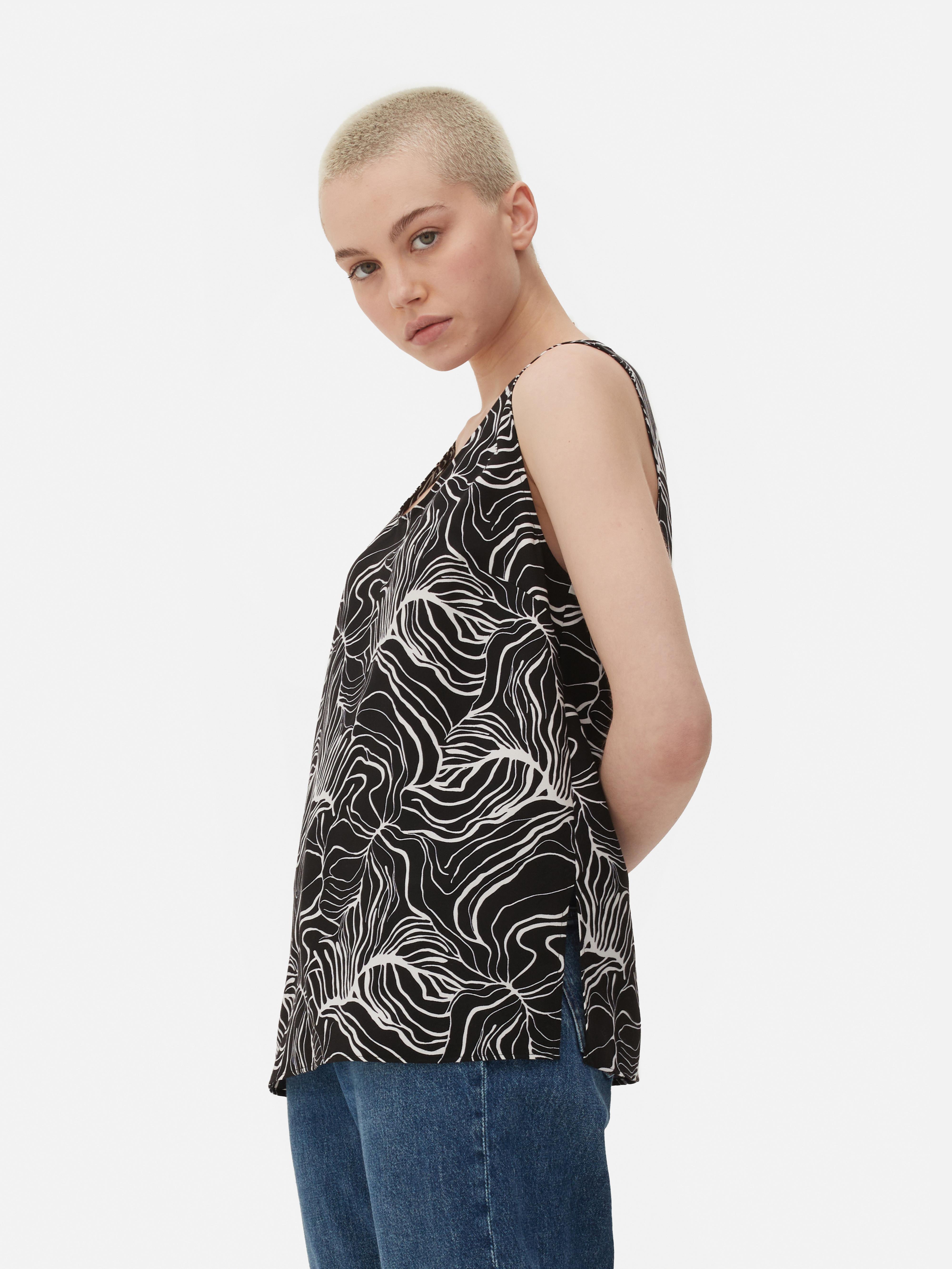 Black and white print top best sale